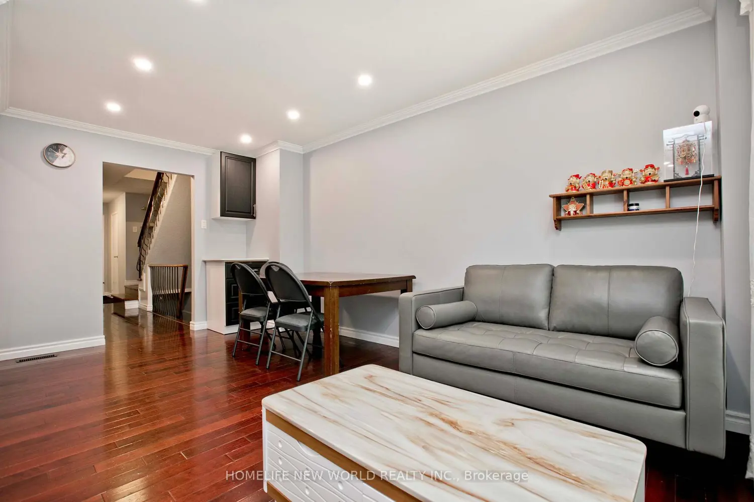 1180 Sandhurst Circle 7 photo 4