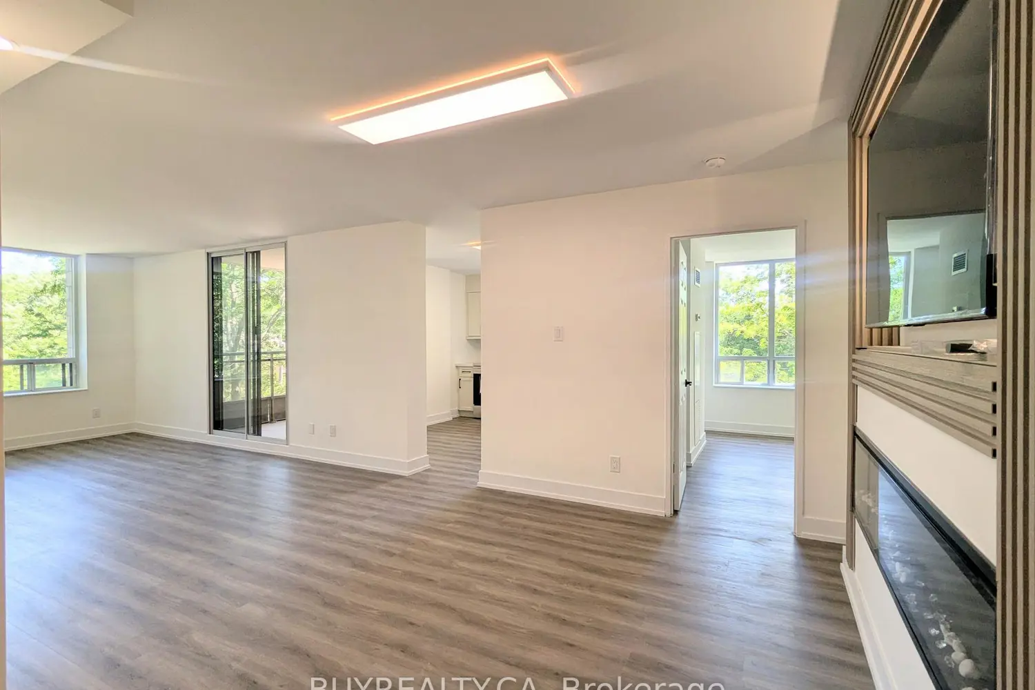 256 Doris Avenue 308