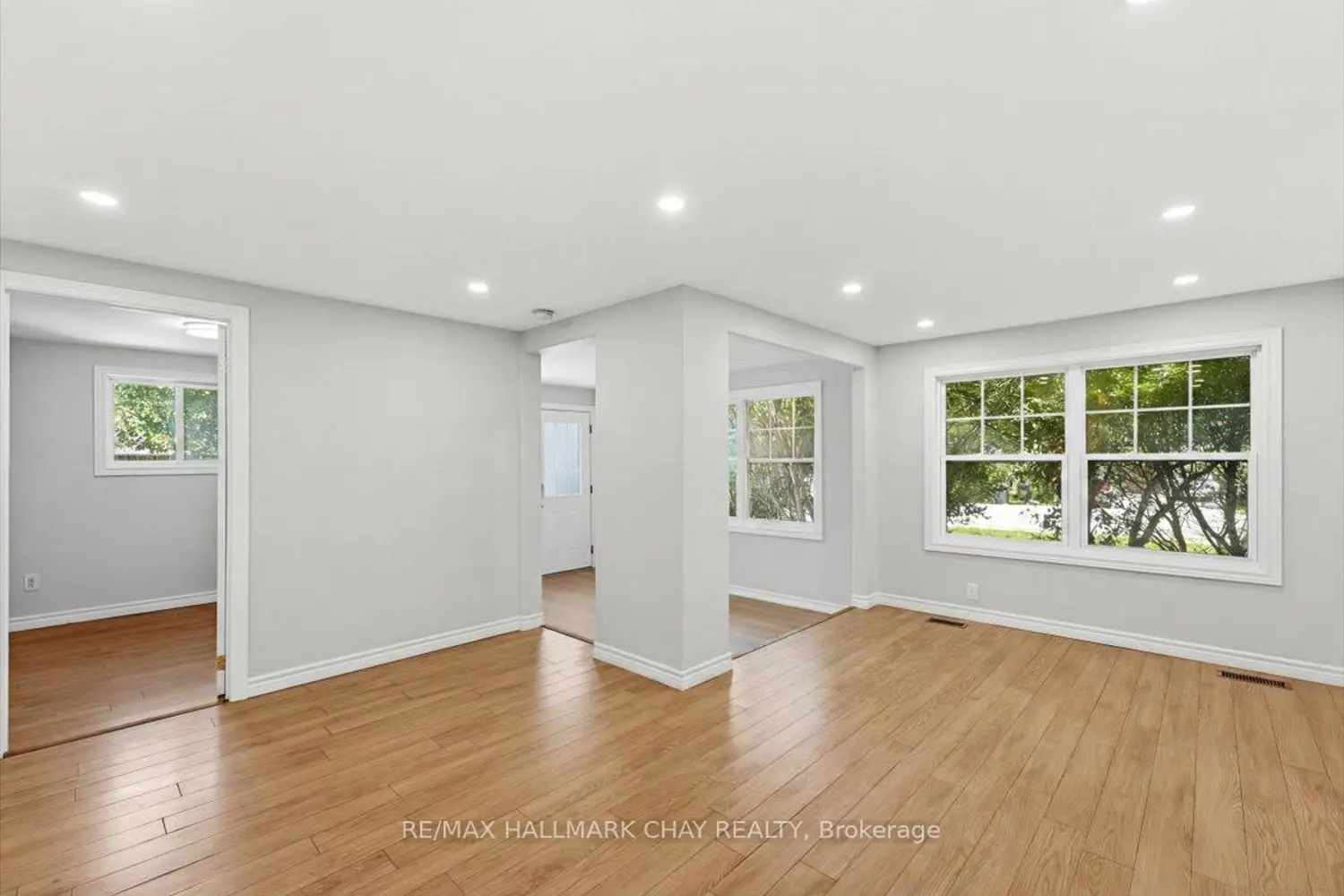 2022 St John's Road photo 4