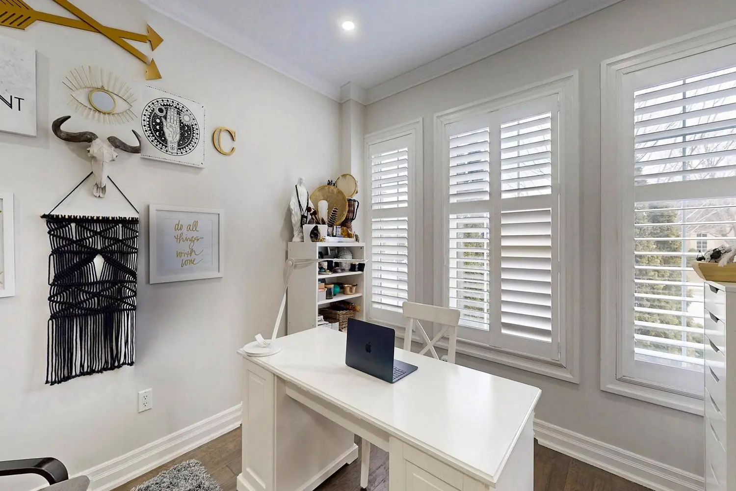 208 Maria Antonia Road photo 2