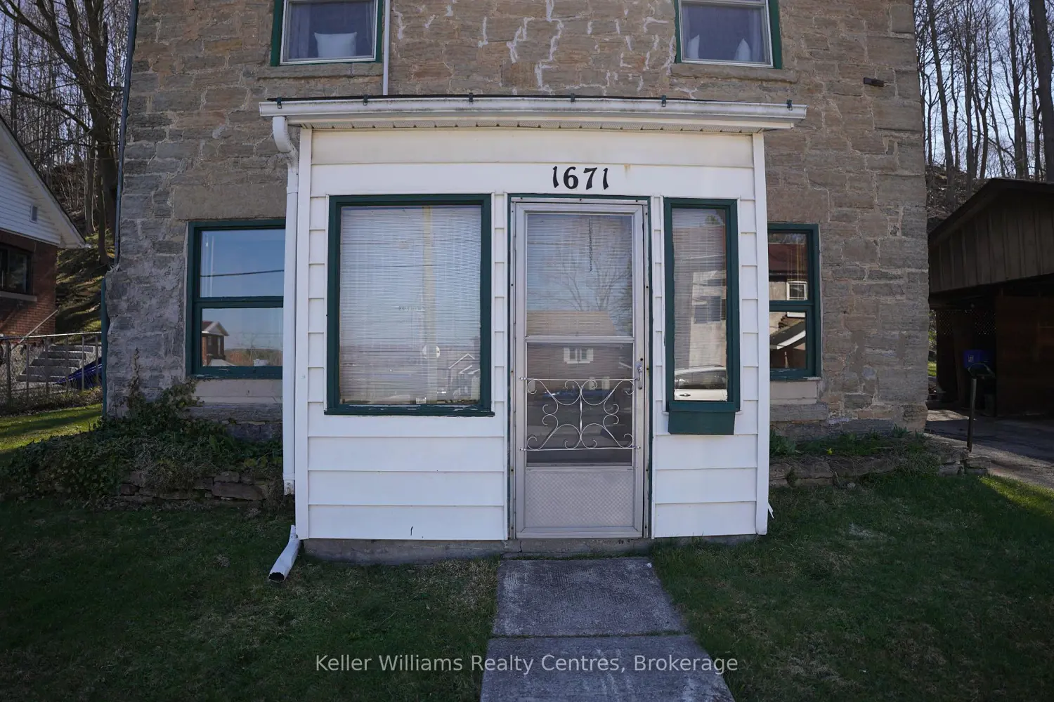 1671 4Th Avenue photo 4