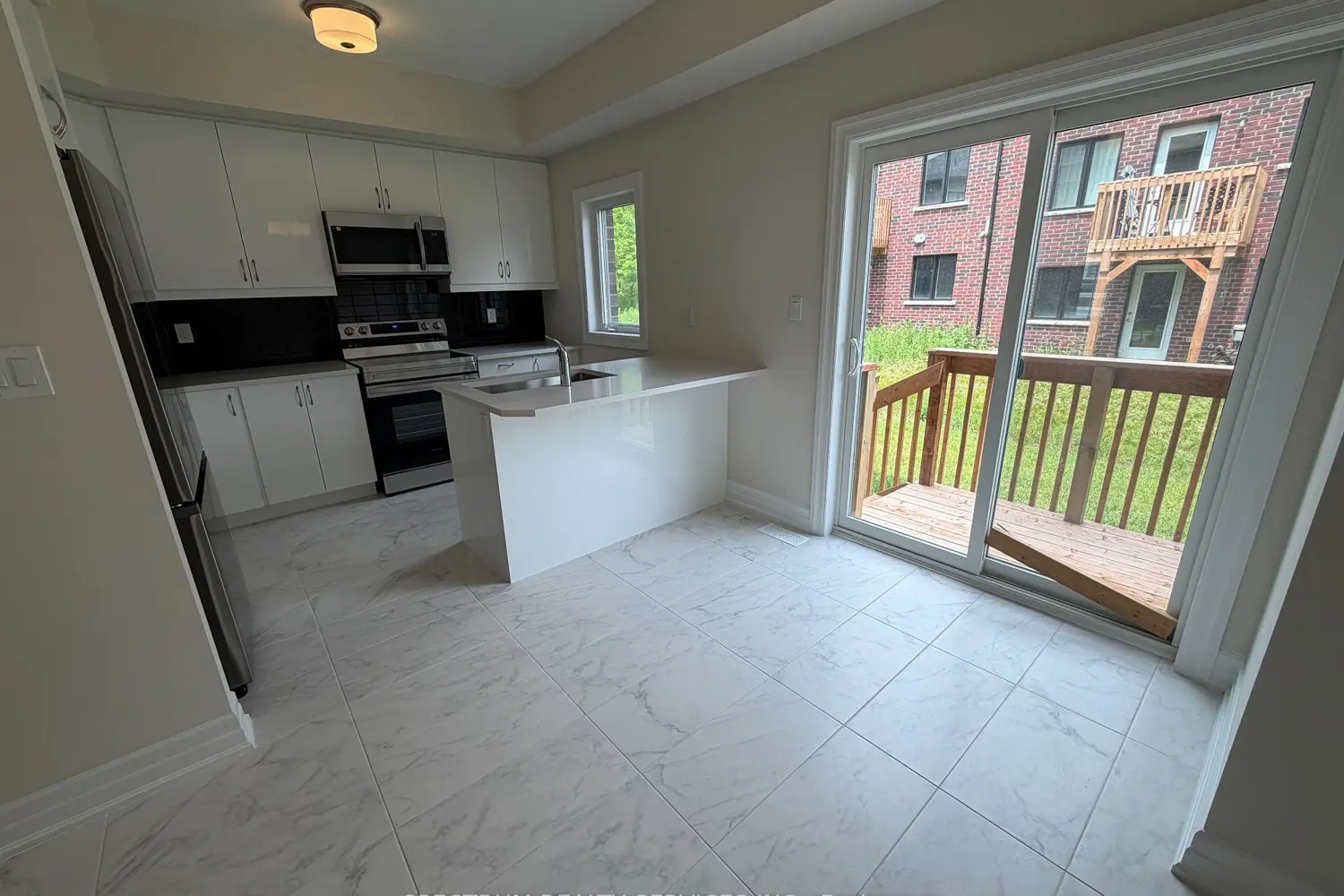 620 Colborne Street 51 photo 5