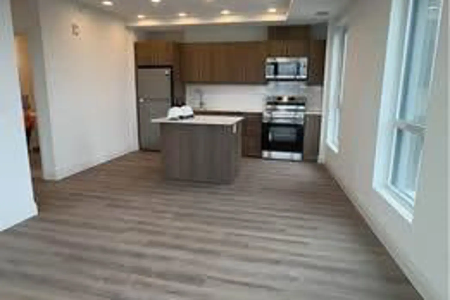 1333 Weber Street 1103 photo 3