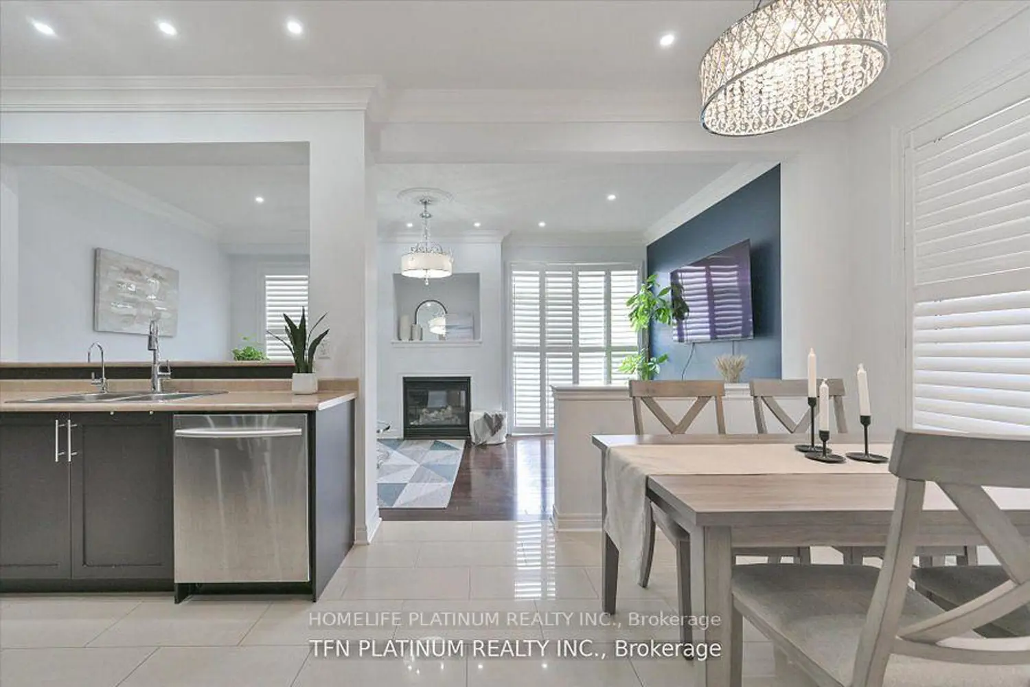 29 Brown Lane photo 2