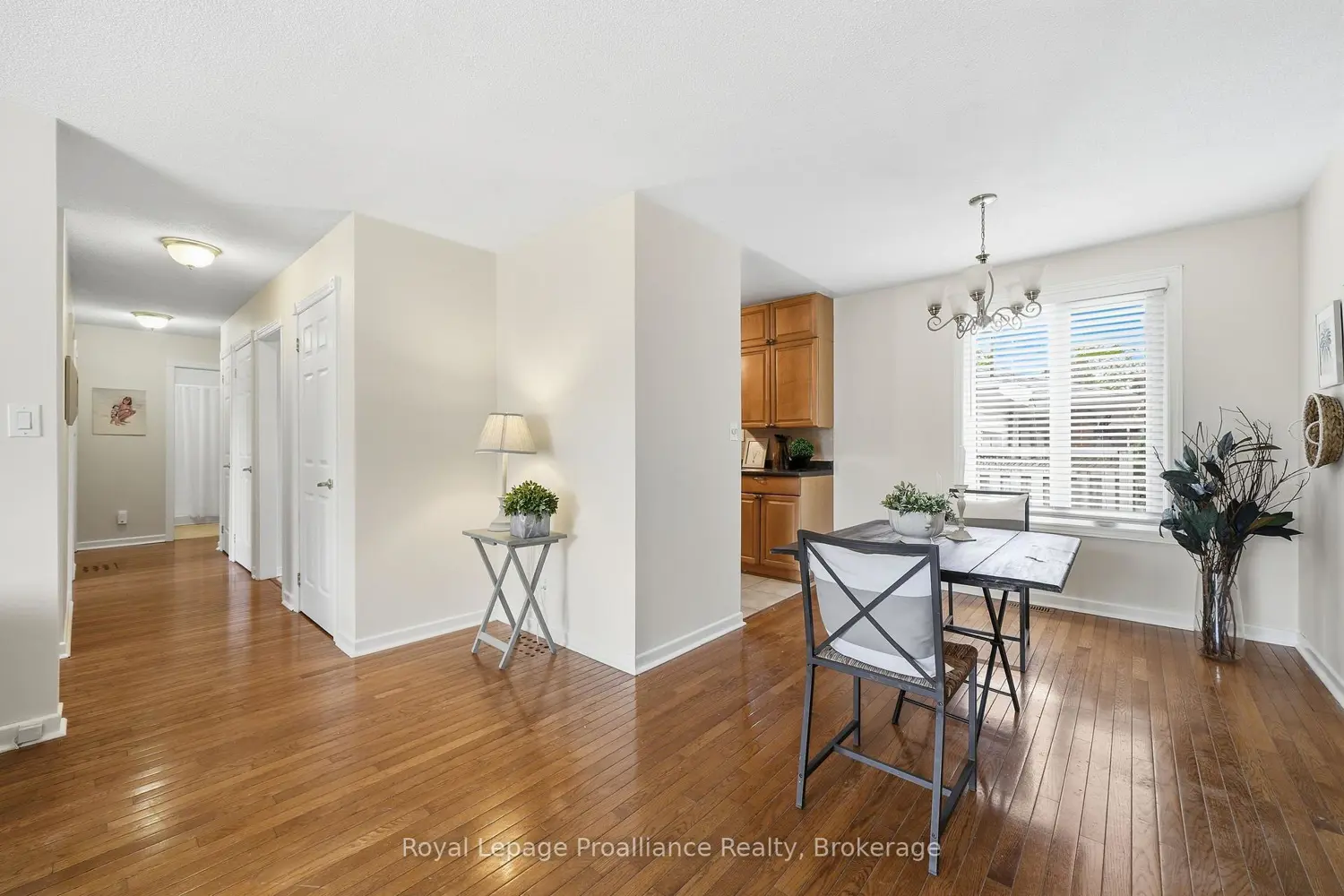 31 Downes Avenue photo 5