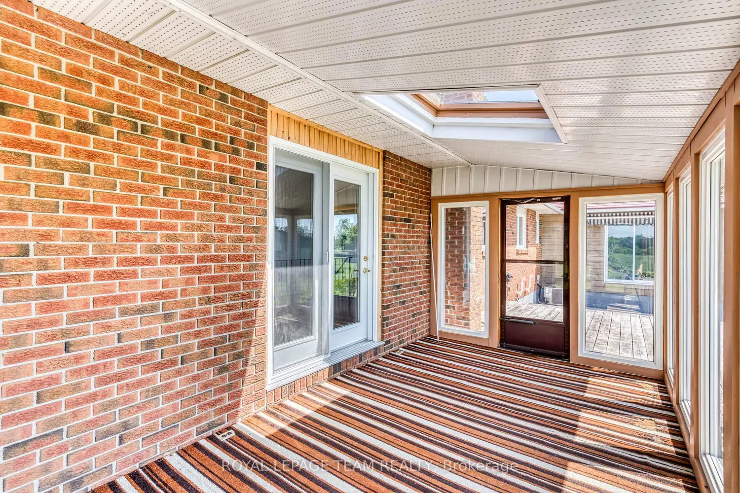 399 Rae Road photo 5
