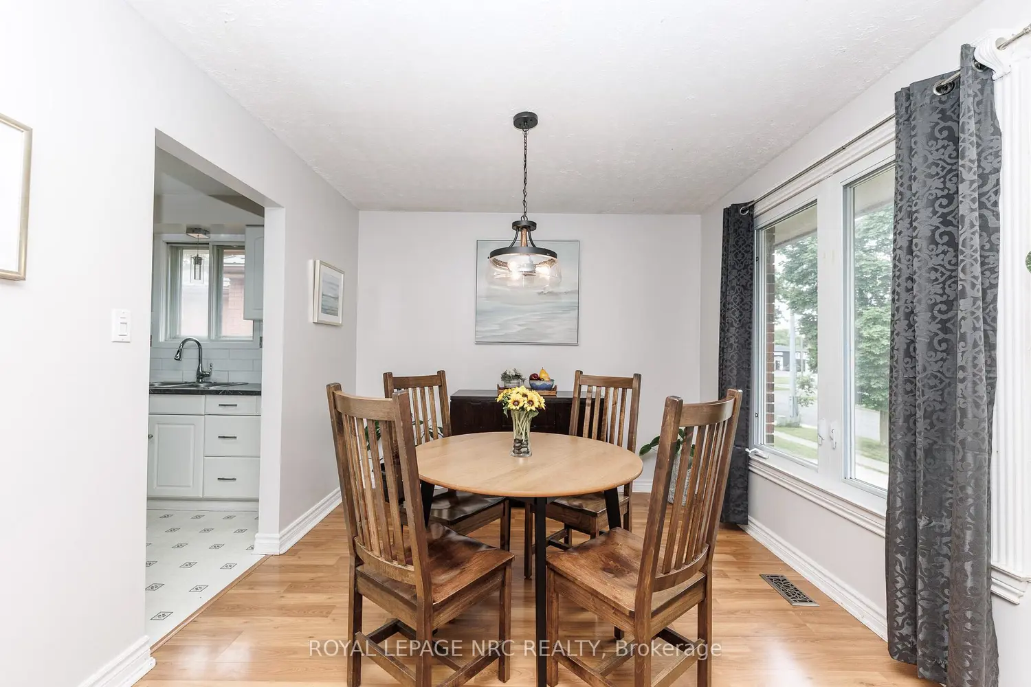 14 Bridlewood Drive photo 3