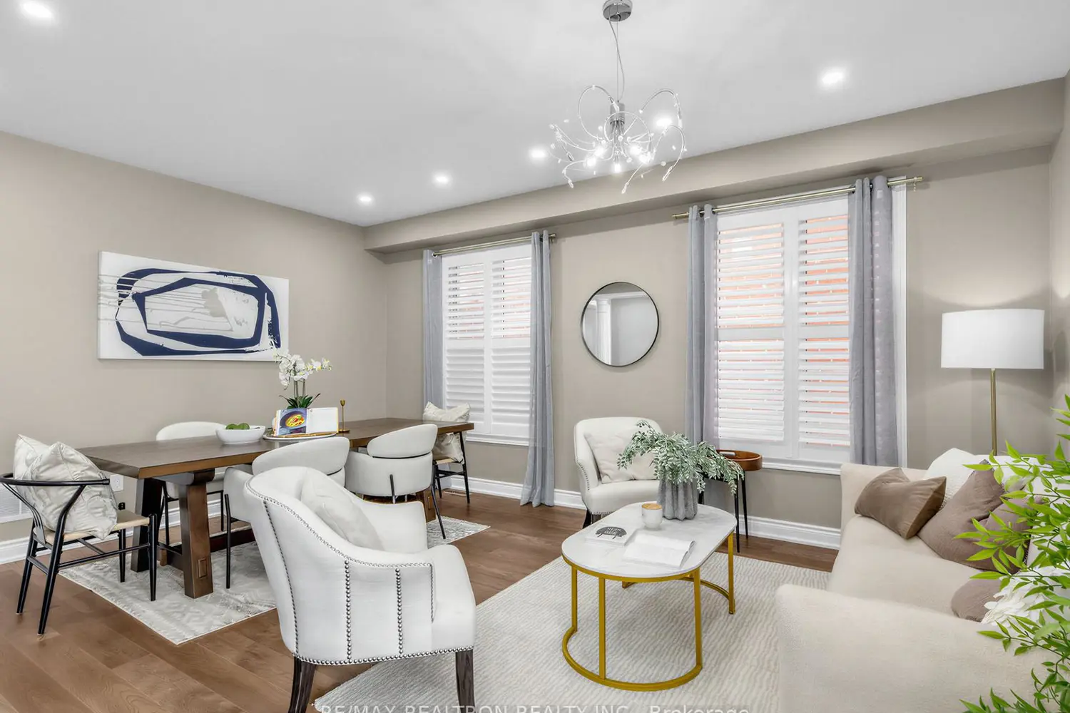 21 Rennie Avenue photo 5