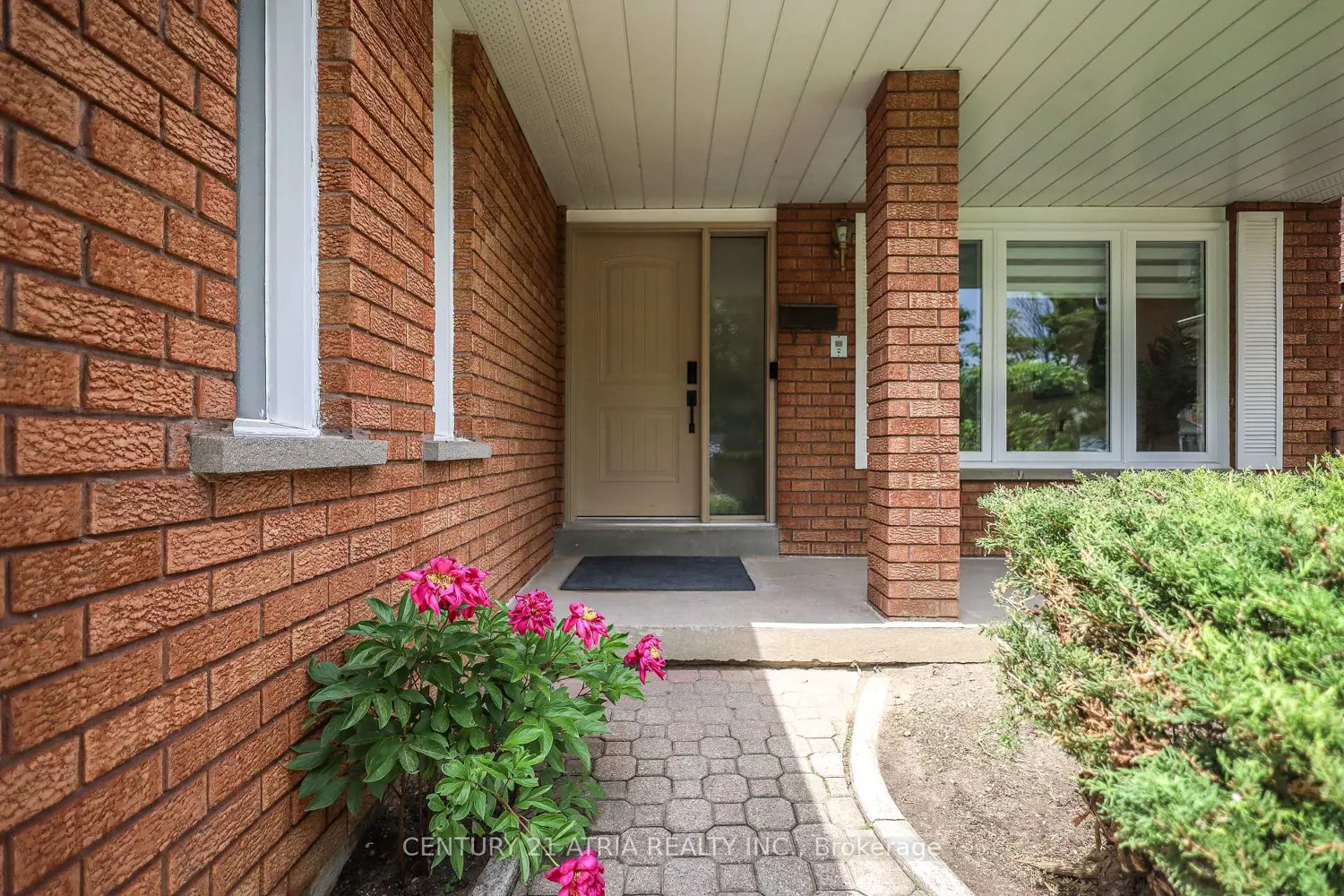34 Raynes Crescent