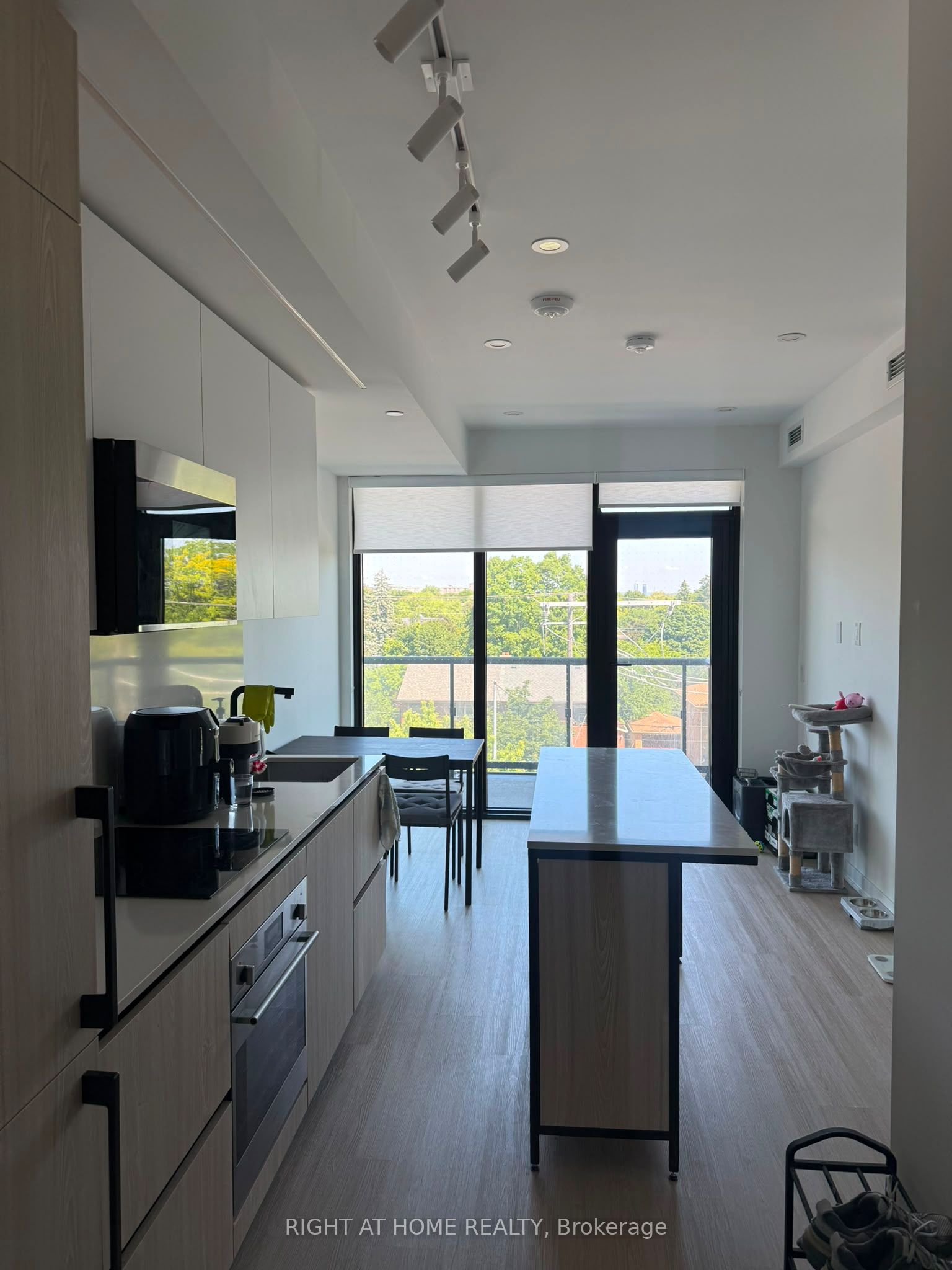 520-six99 Sheppard Avenue E, Toronto, ON, M2K 0J5 photo 2