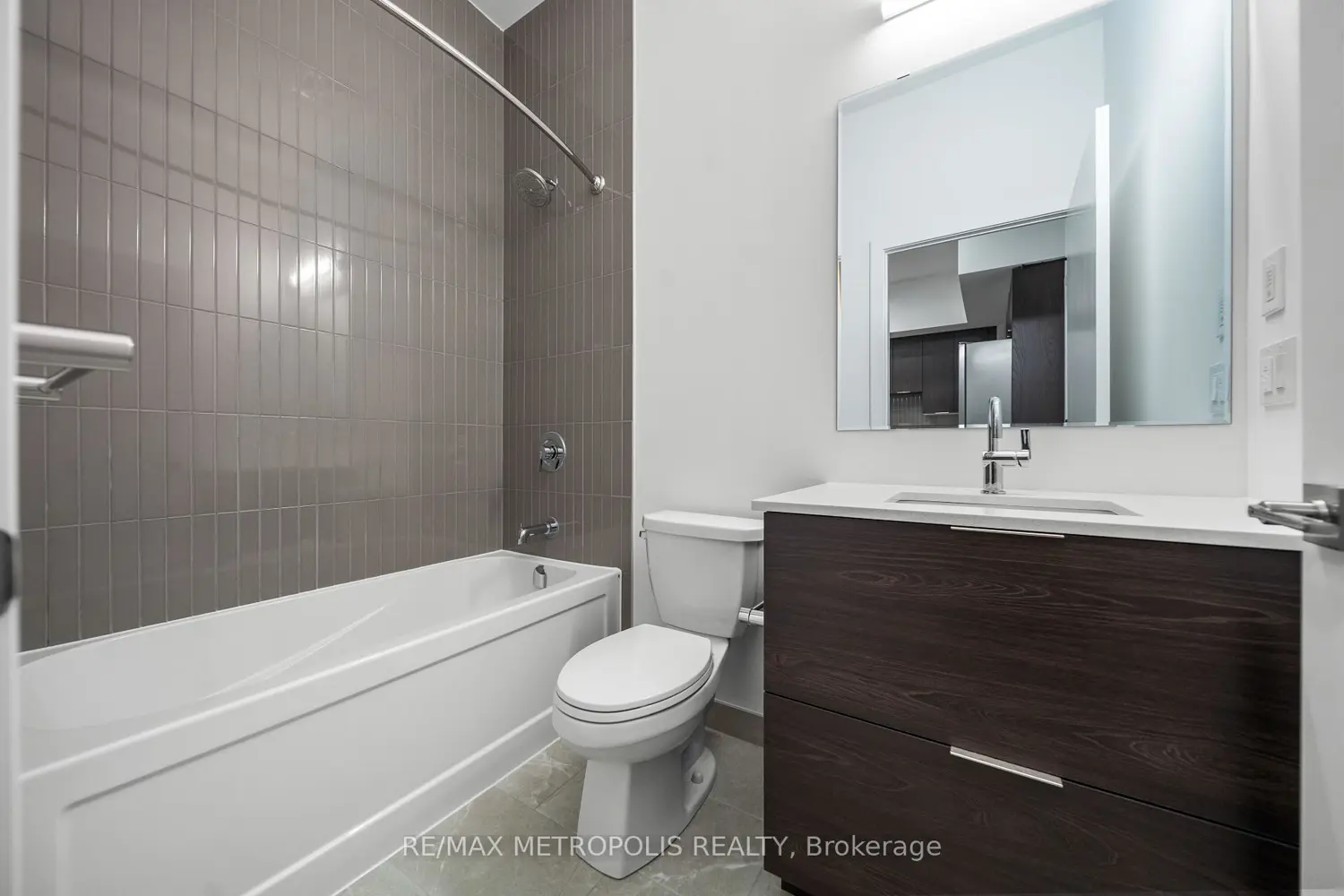 2501 Saw Whet Boulevard 103 photo 2