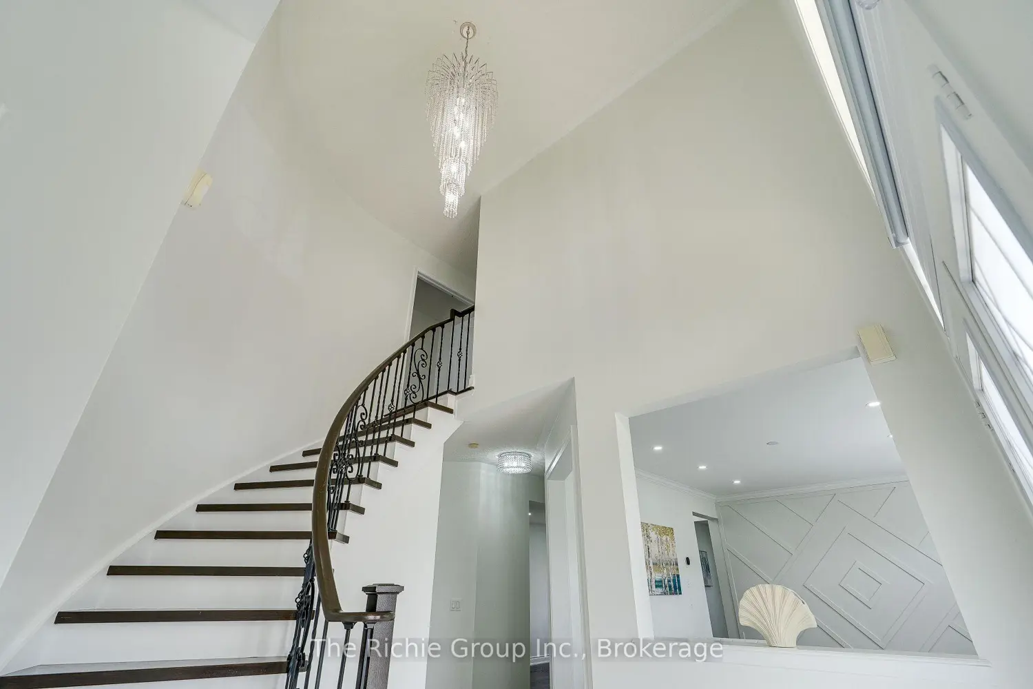 59 Tarquini Crescent photo 5