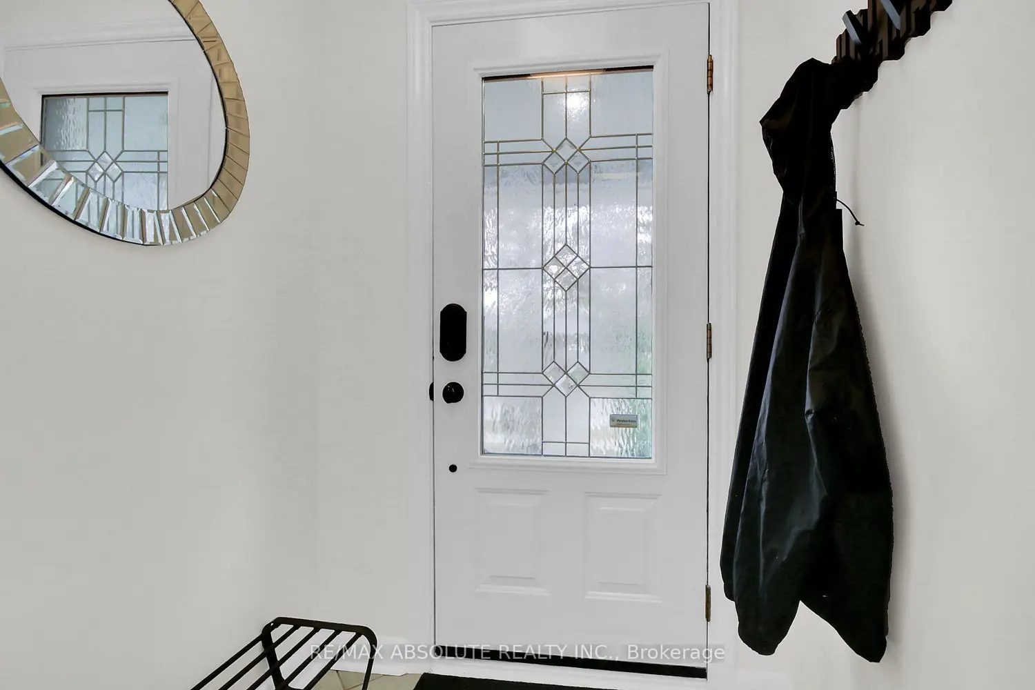 731 Dovercourt Avenue photo 4