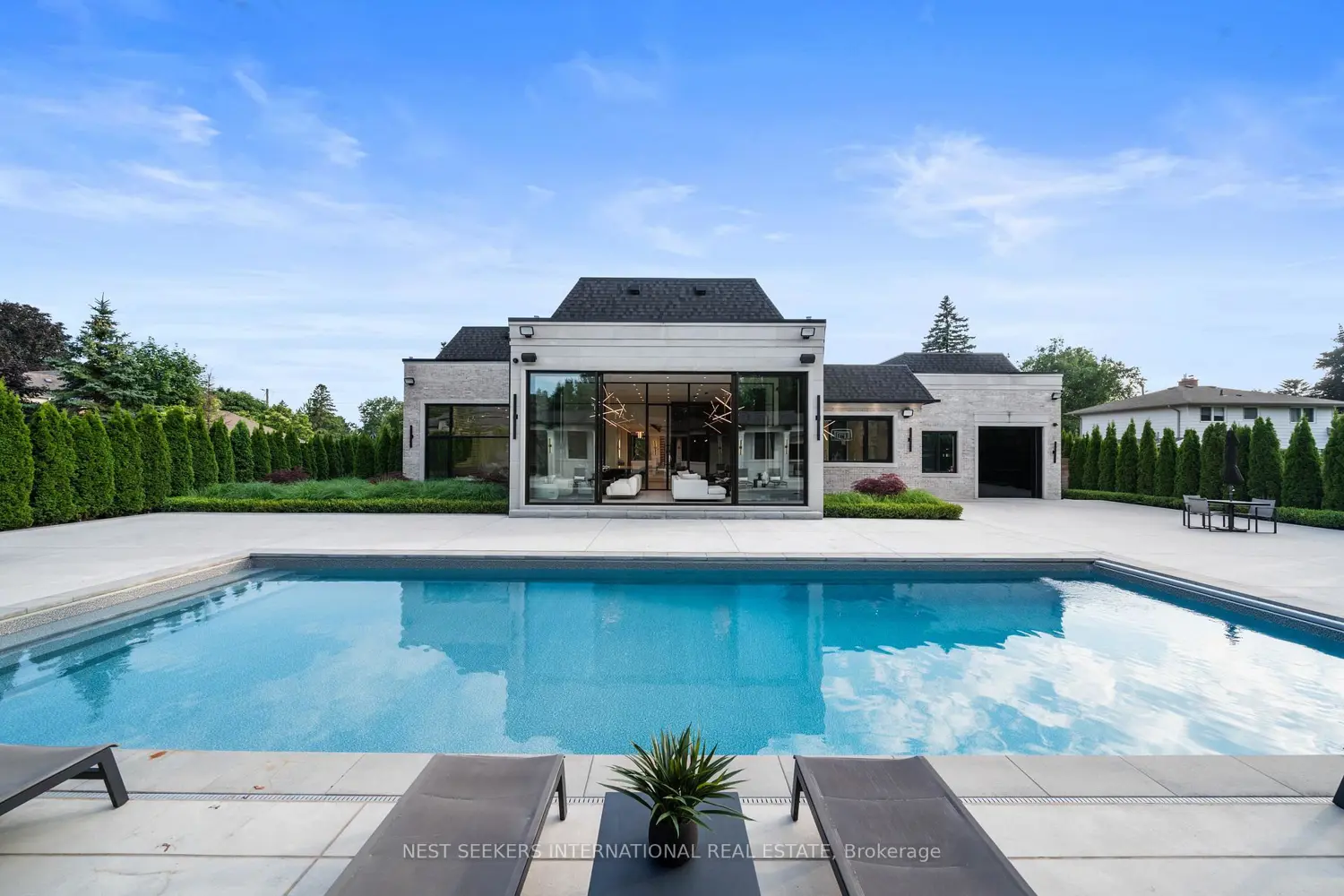 29 Greenside Drive photo 2