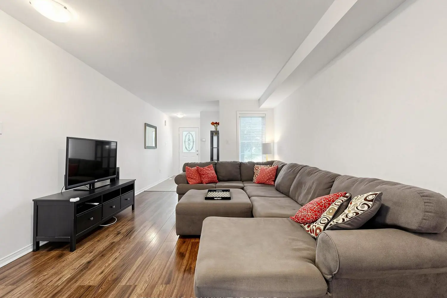 20 Dawson Crescent photo 5