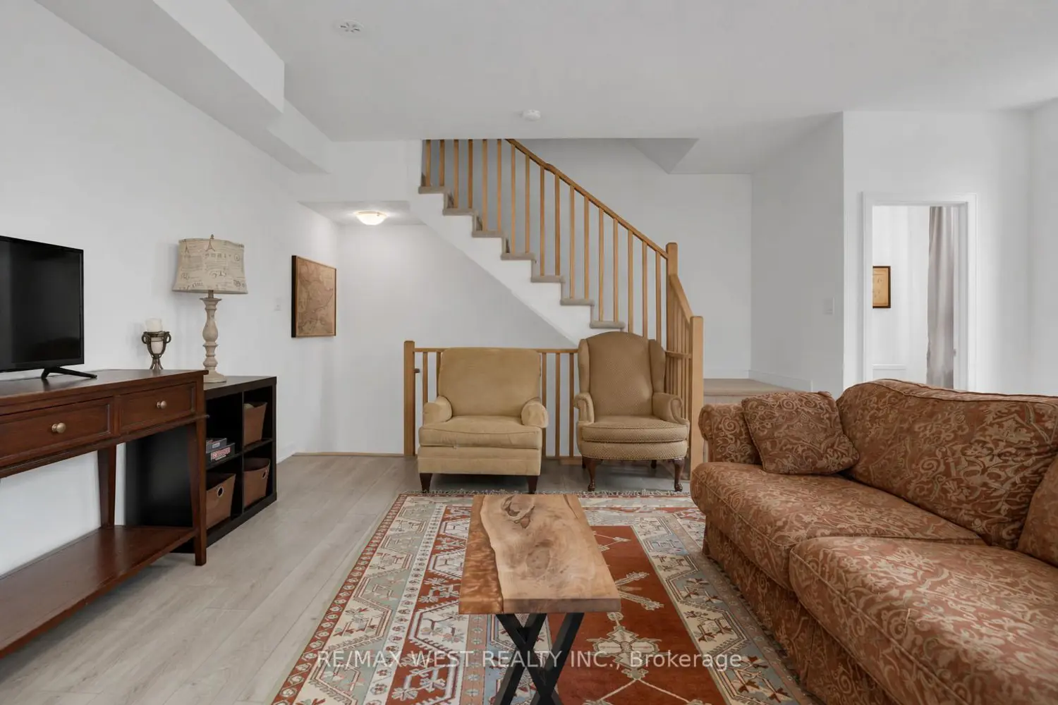 34 Spry Lane photo 2