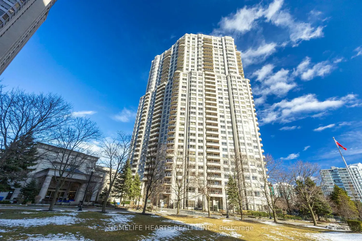 25 Kingsbridge Garden Circle 1221