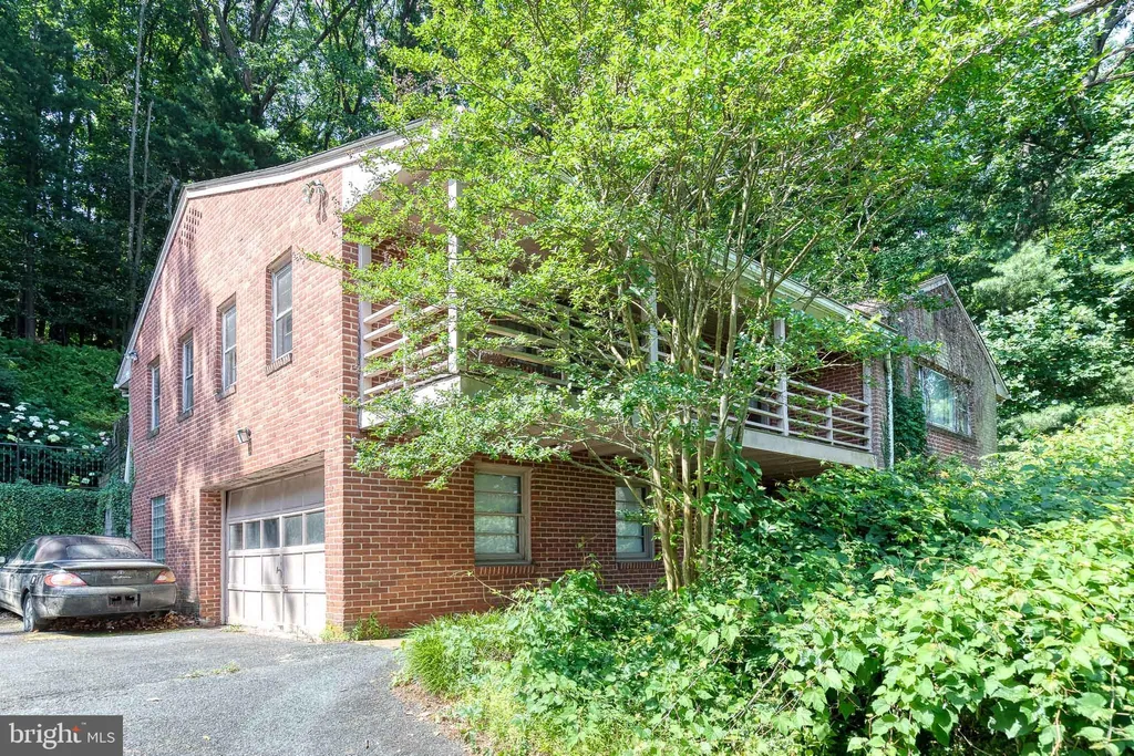 8229 Bellona Avenue, Baltimore, MD 21204