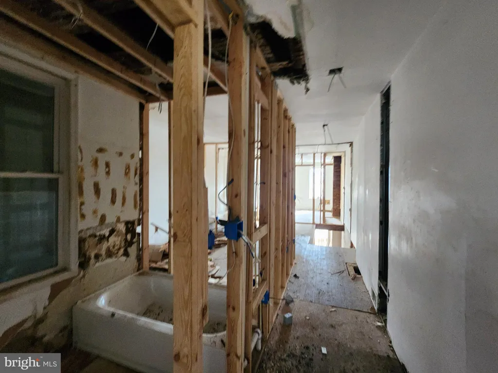 2932 Greenmount Avenue, Baltimore, MD 21218