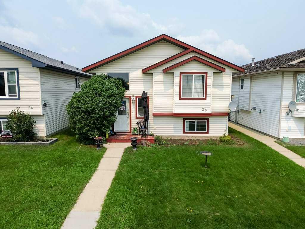 28 Hunter Road, Sylvan Lake, AB, T4S 2L6 photo 2
