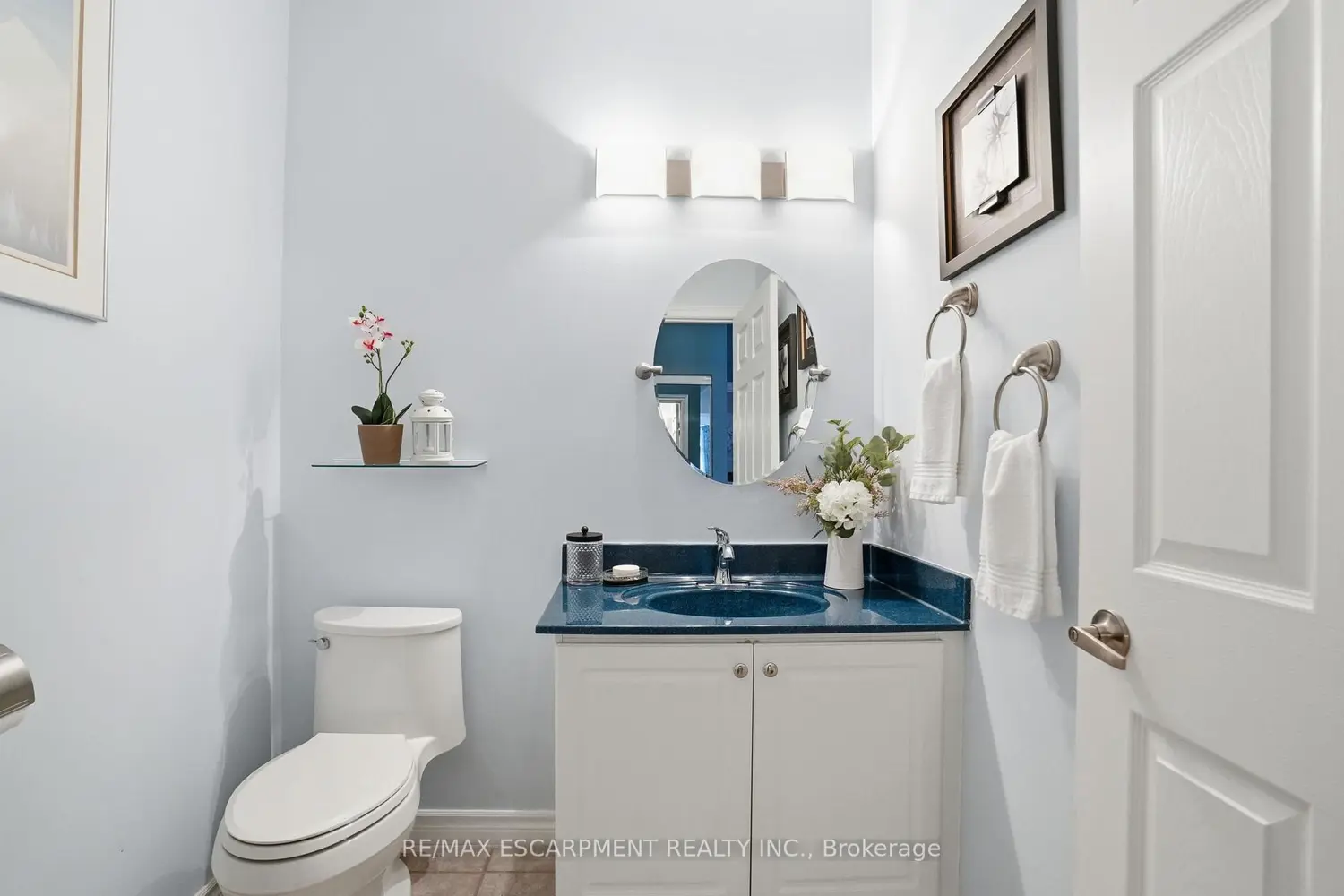 262 Dundas Street 219 photo 3
