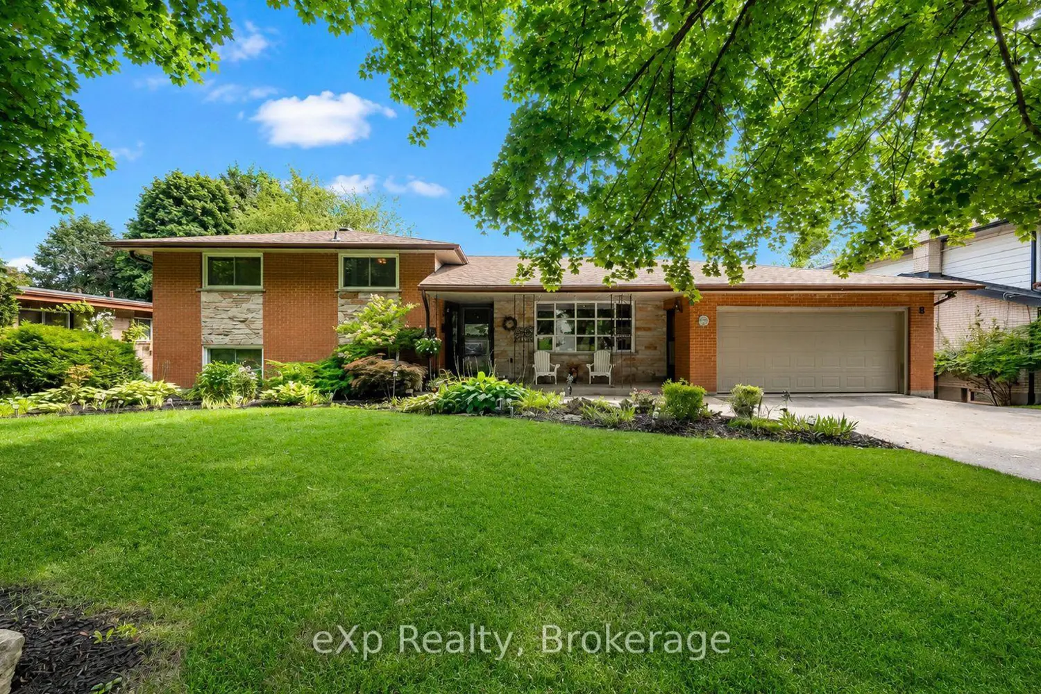 8 Malvern Crescent