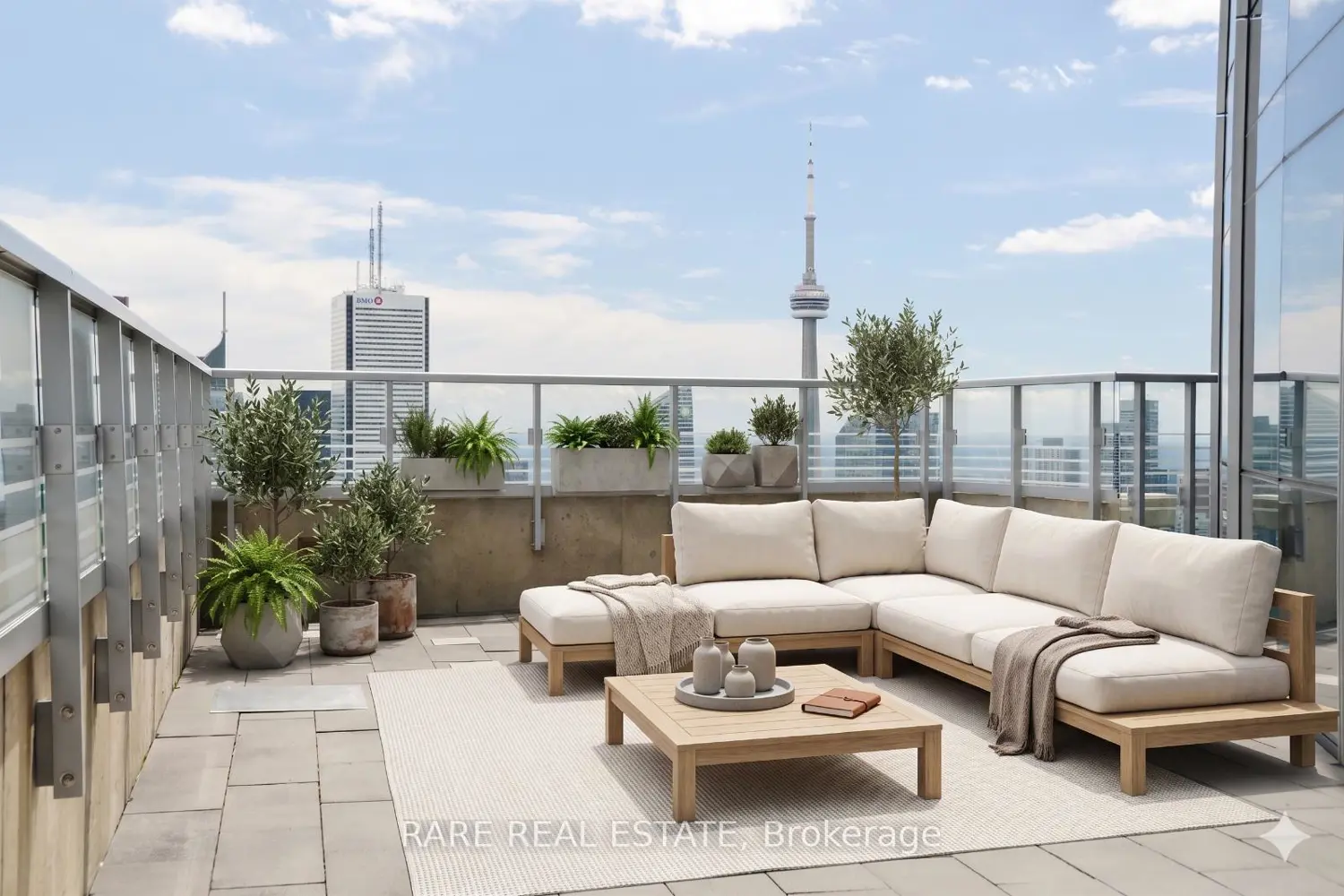388 Yonge Street 5907