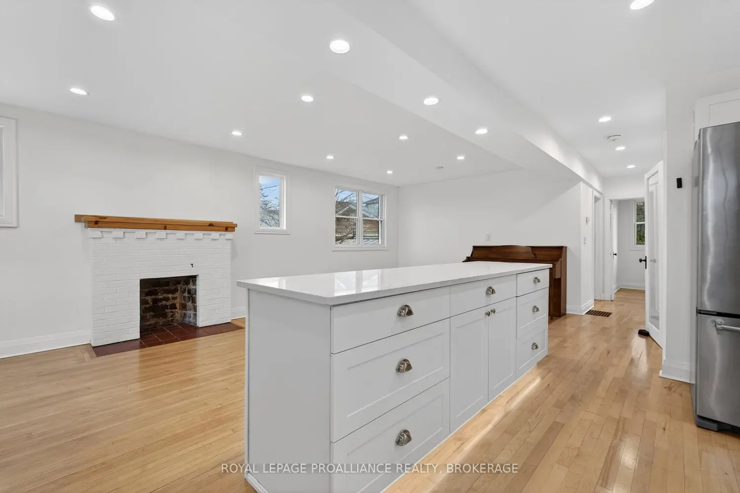229 Park Street photo 5