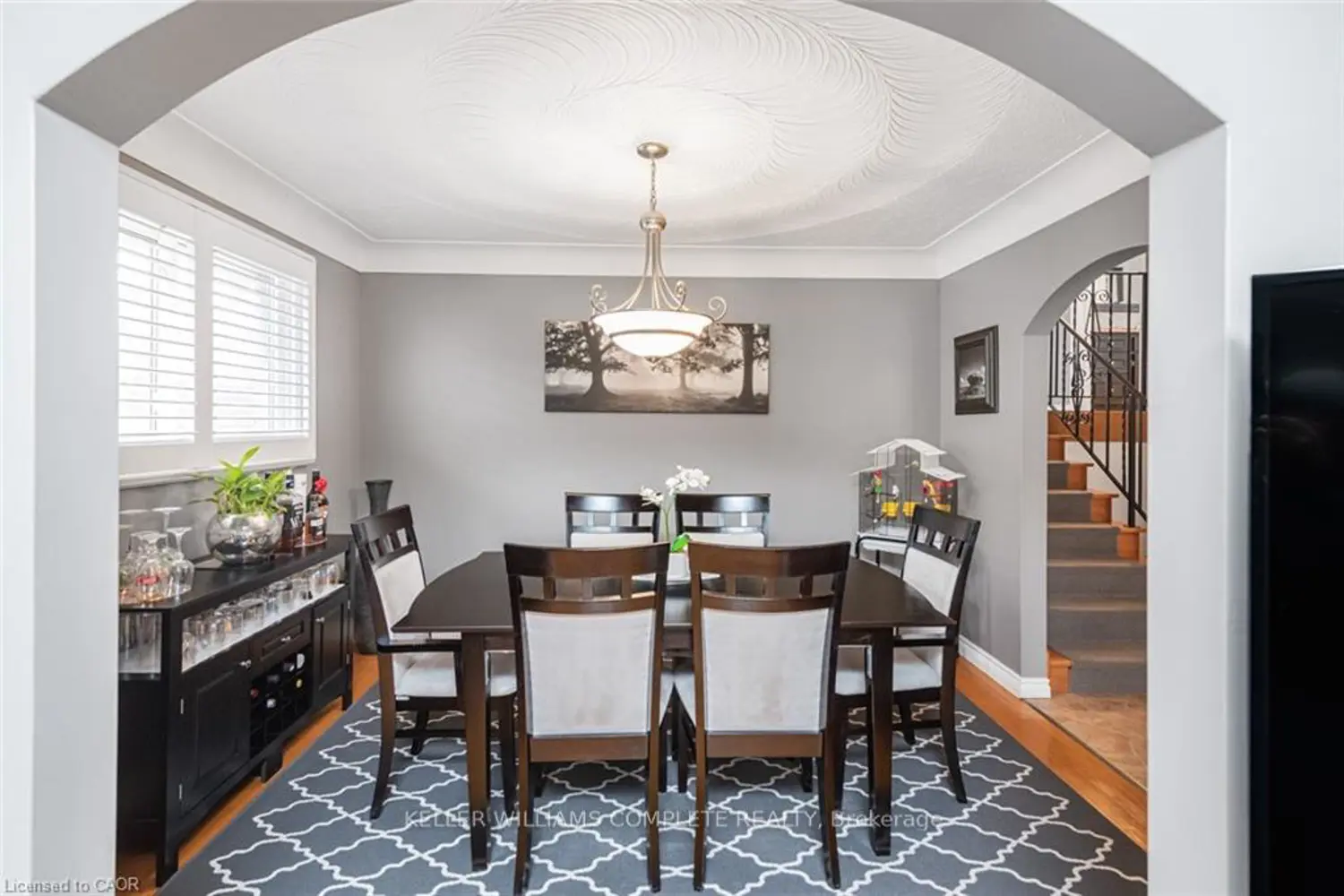 366 Berkindale Drive photo 2