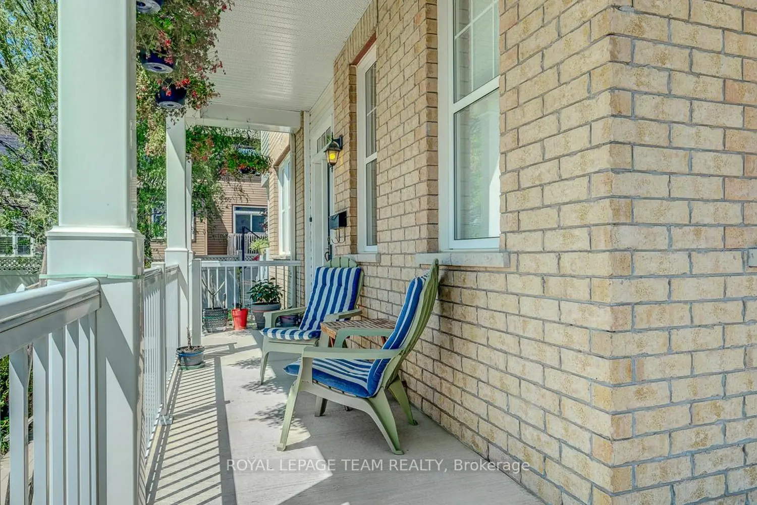 200 Rivertree Street photo 3