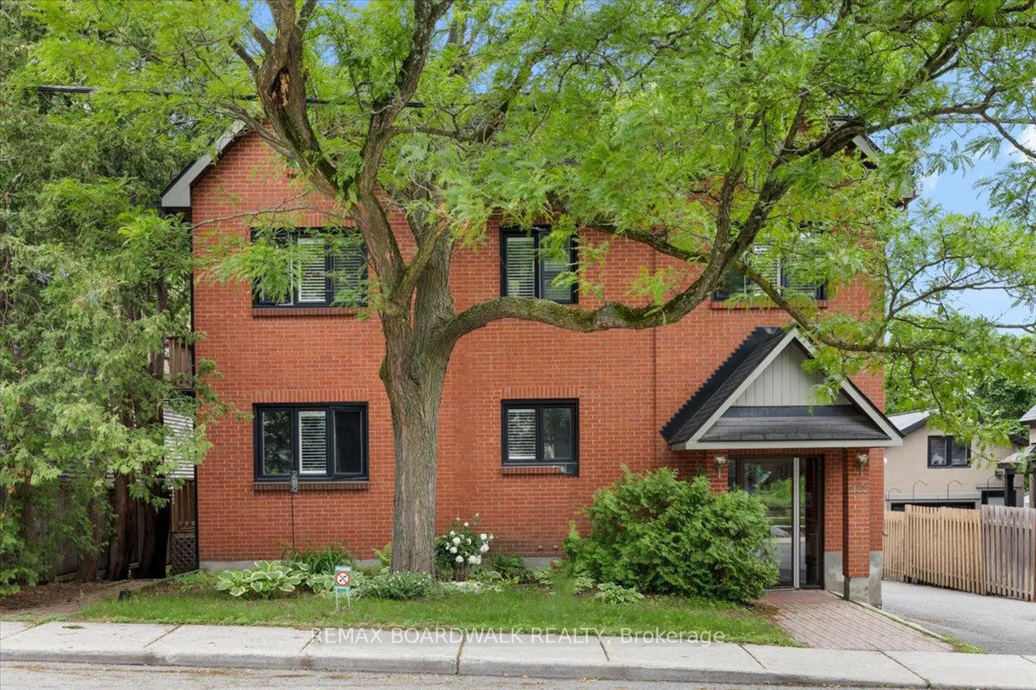 222 Russell Avenue 304