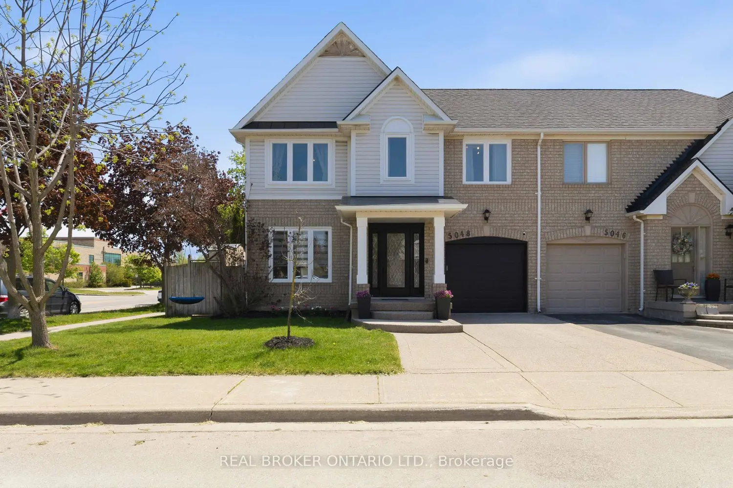 5048 Haswell Lane photo 2