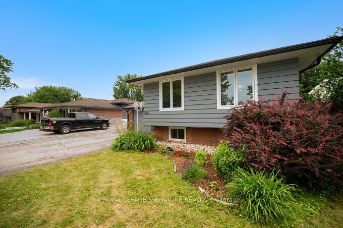 646 Blue Forest Hill, Burlington, ON, L7L 4H3 photo 5