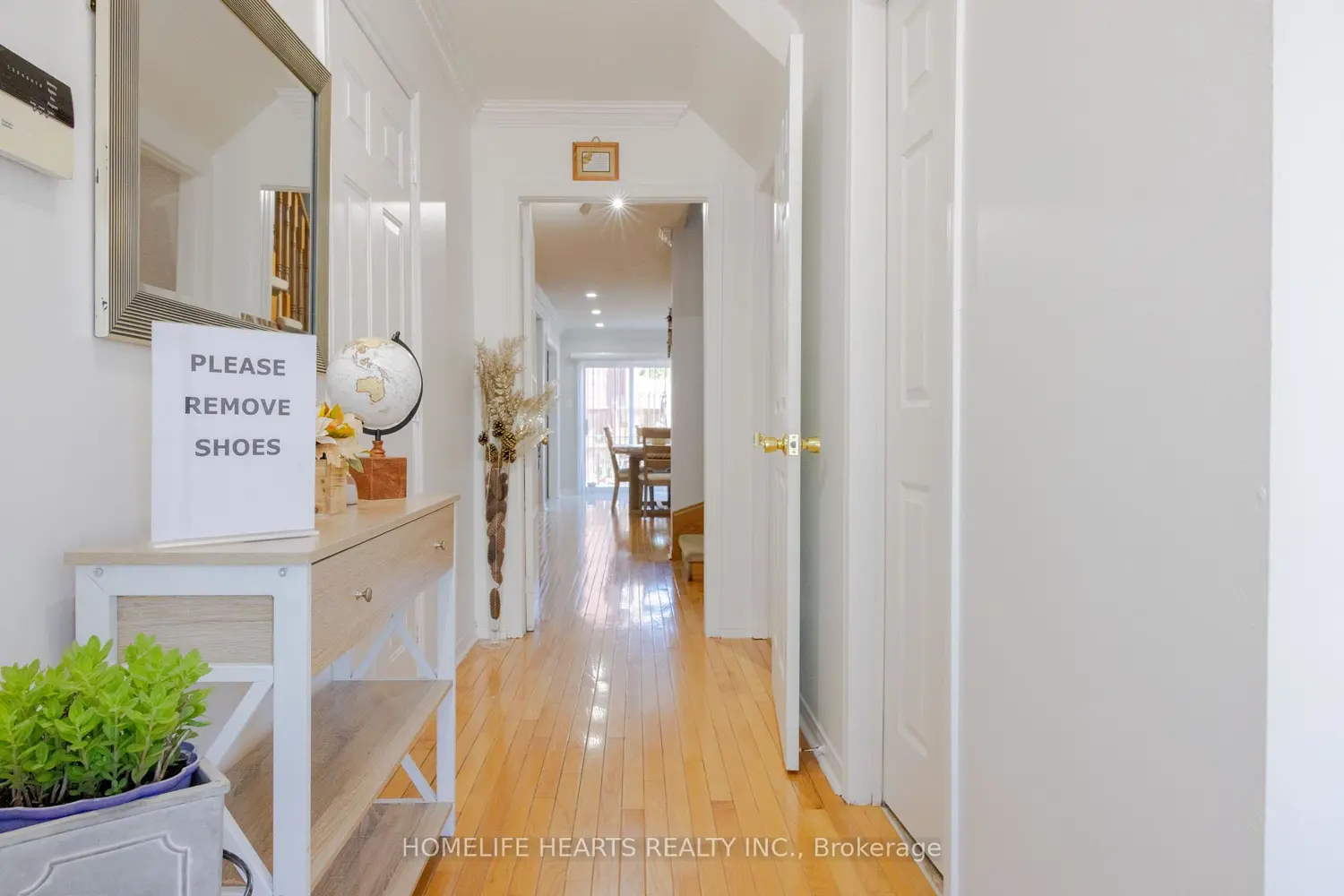 87 Sunfield Road photo 2