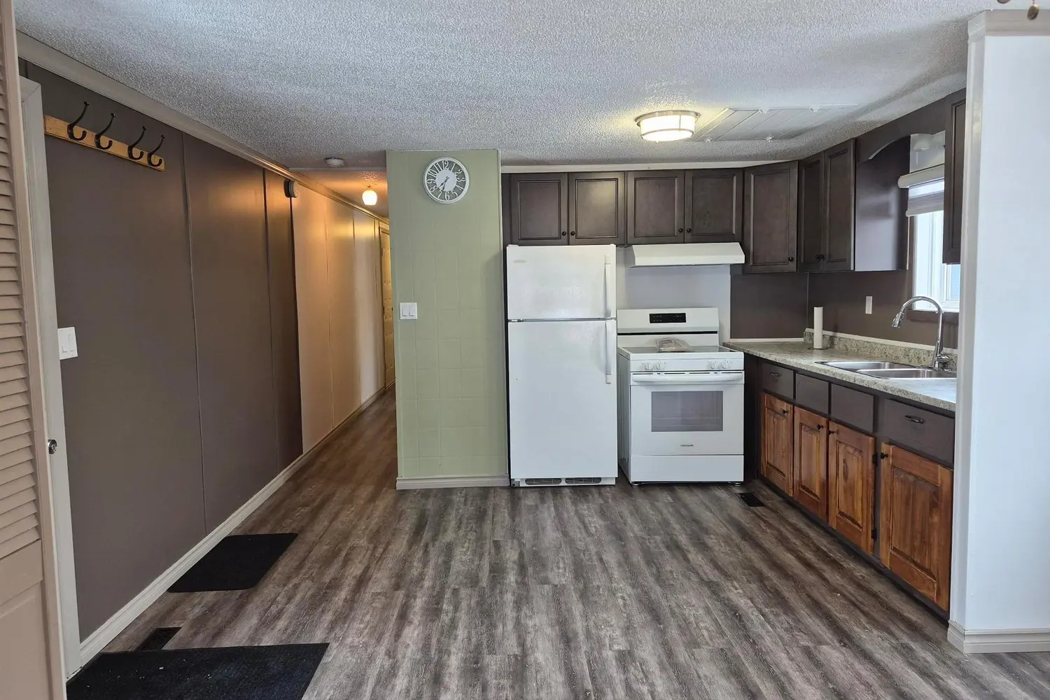 66 Jackson Crescent photo 3