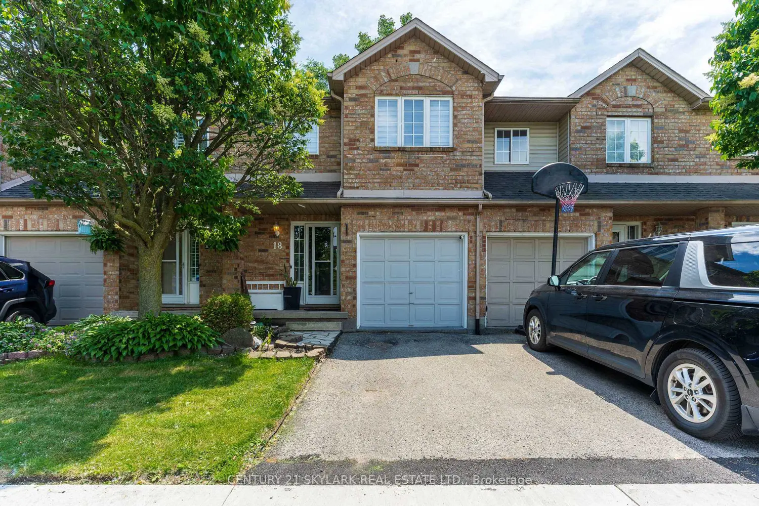 10 Cadham Boulevard 18