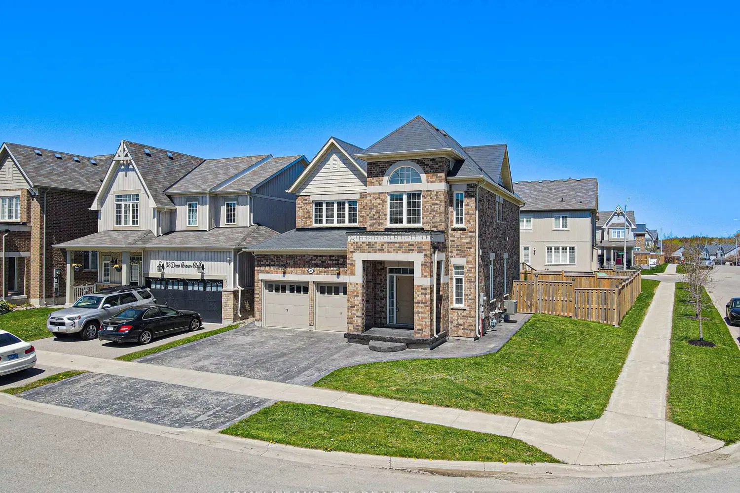 35 Drew Brown Boulevard photo 2