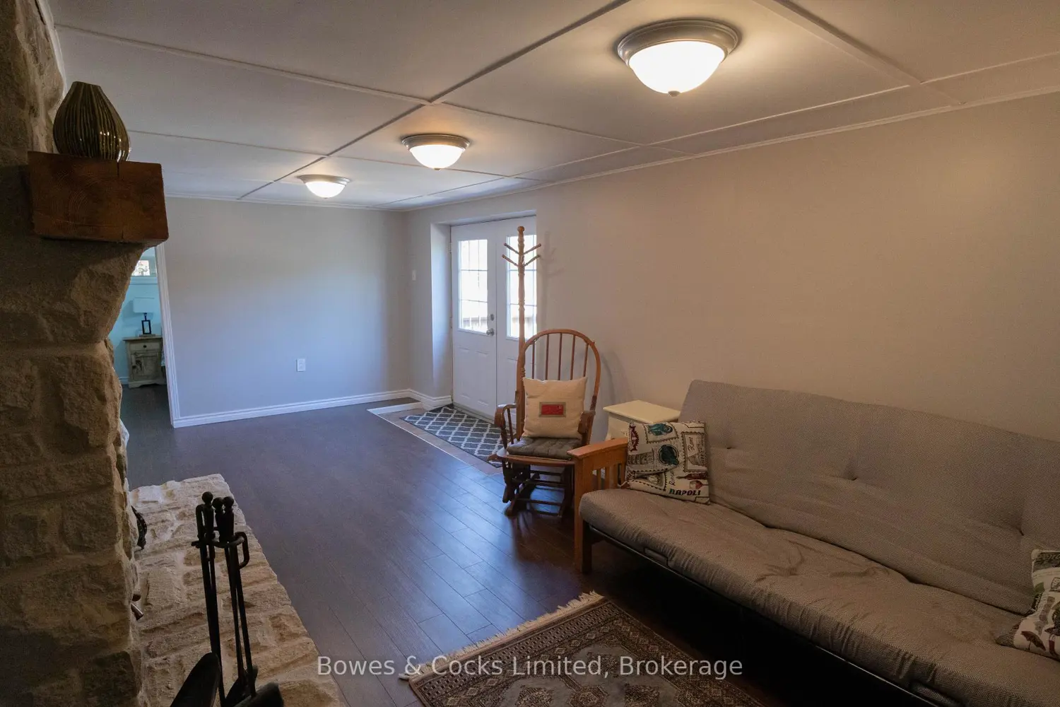 1063 Esson Creek Lane photo 4