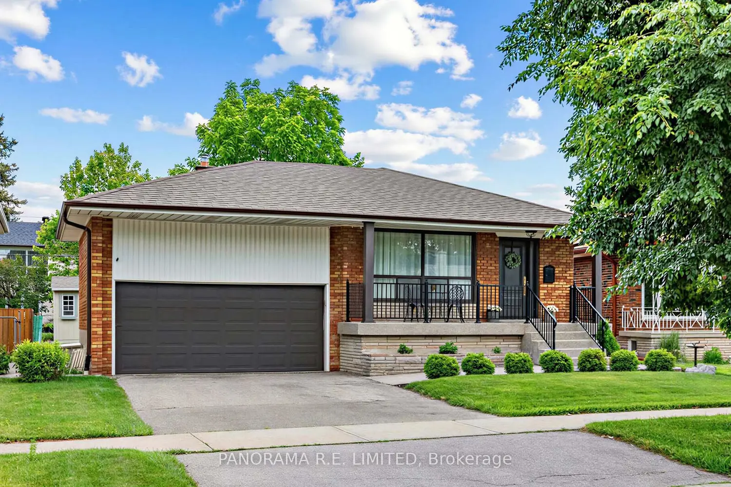 60 Norgrove Crescent