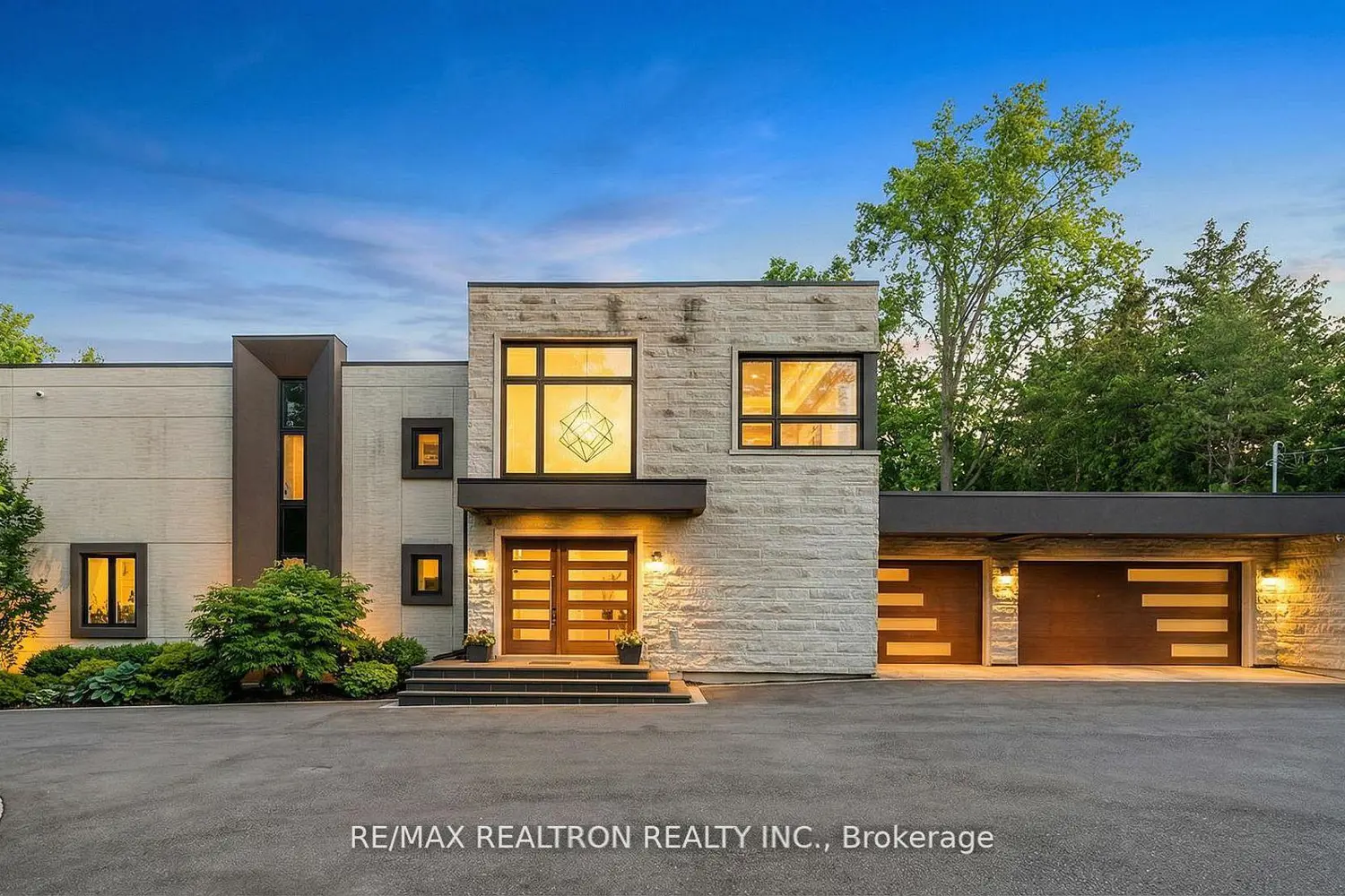 7 Albion Close