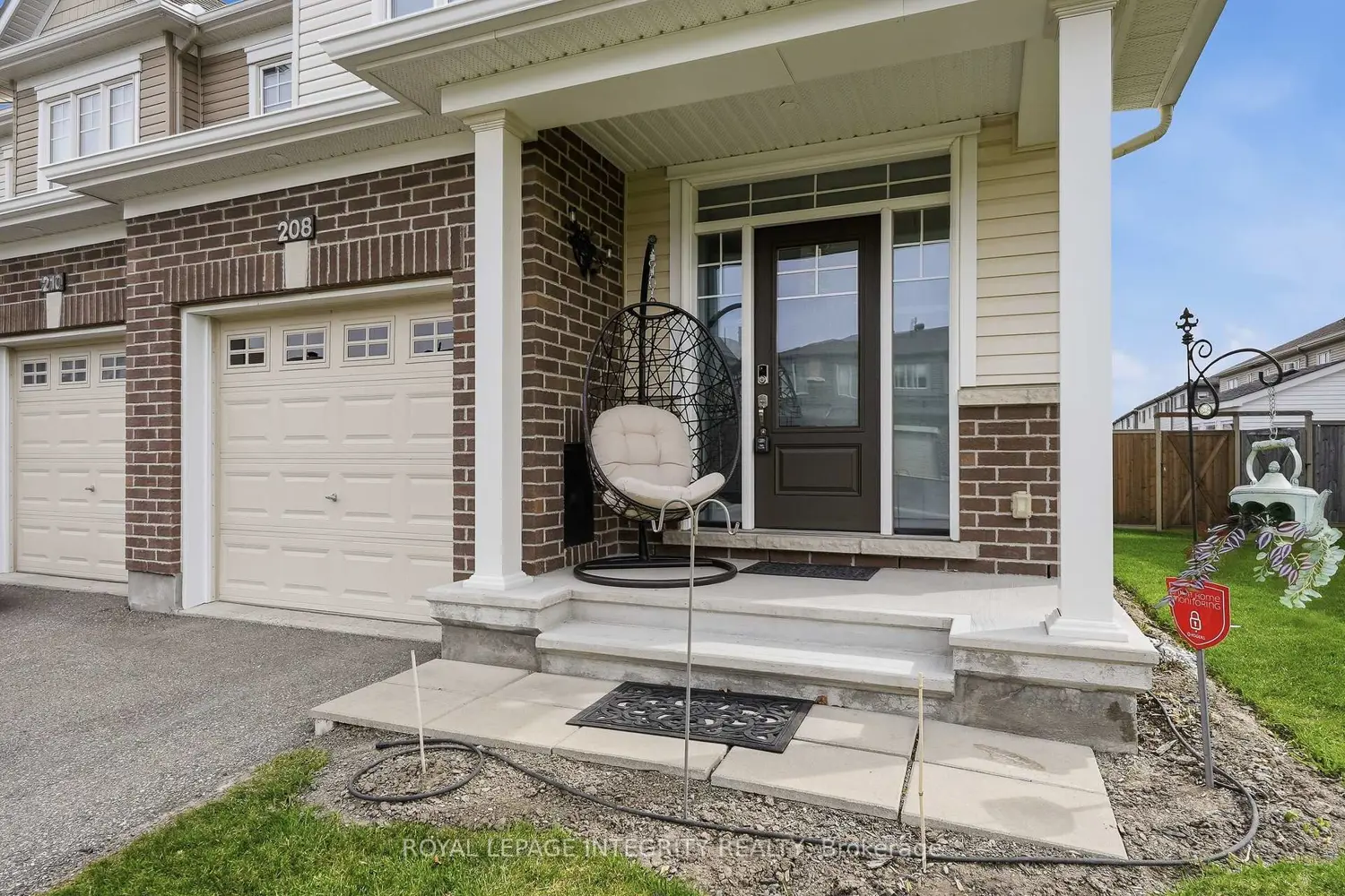 208 Mountain Sorrel Way photo 2
