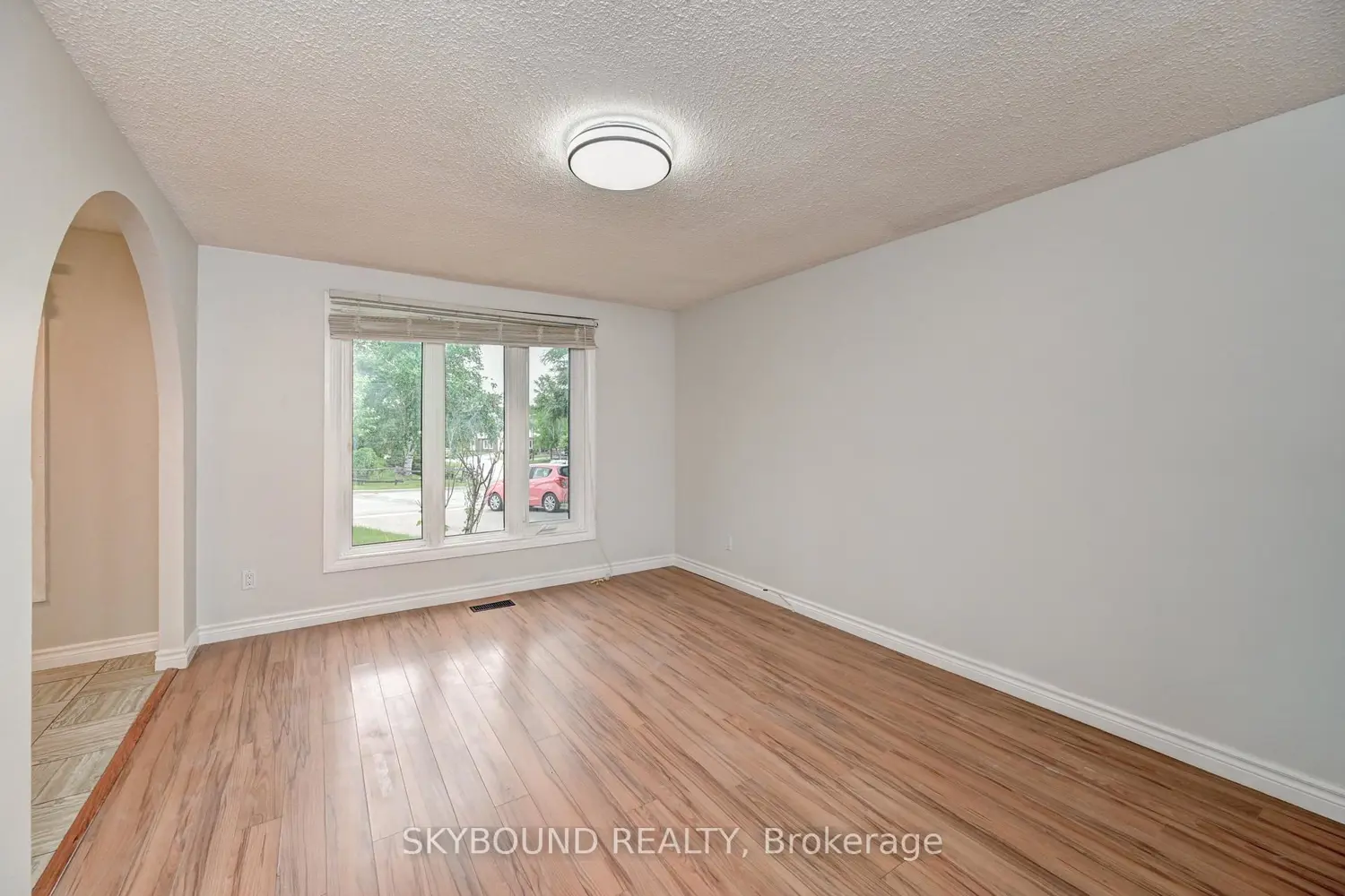 48 Cluthe Crescent photo 4