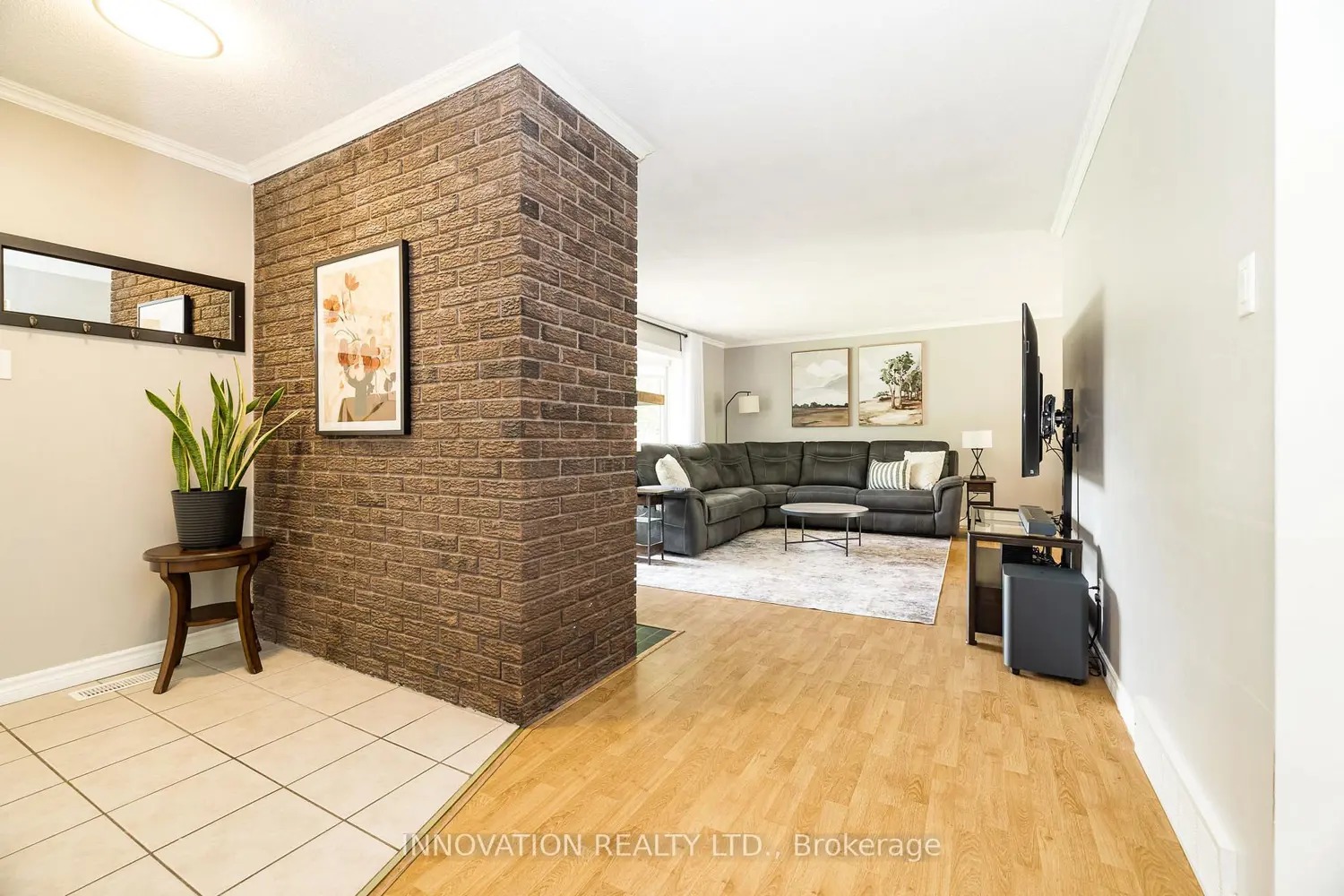 17 Cobblestone Court