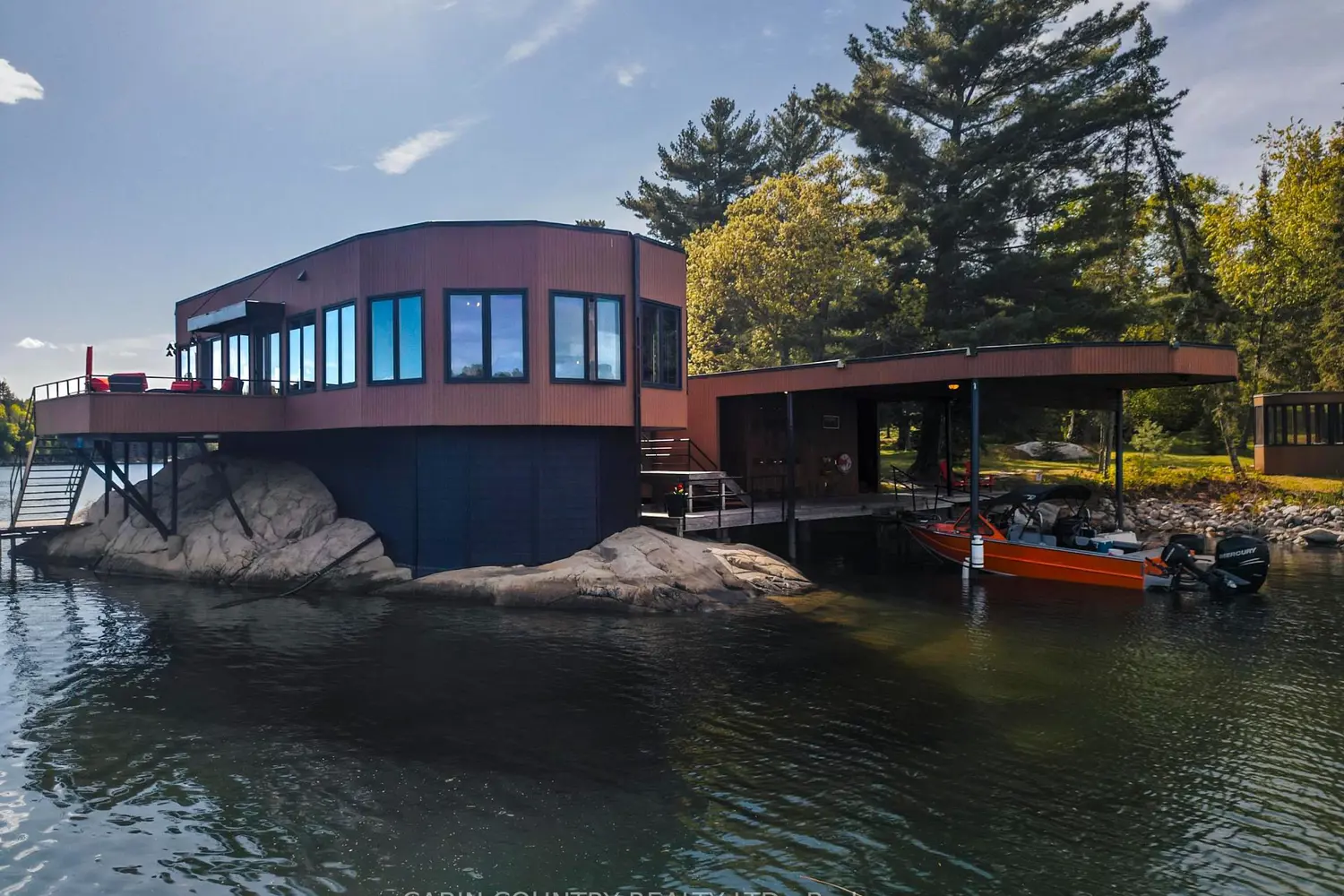 22 Whitefish Bay photo 4