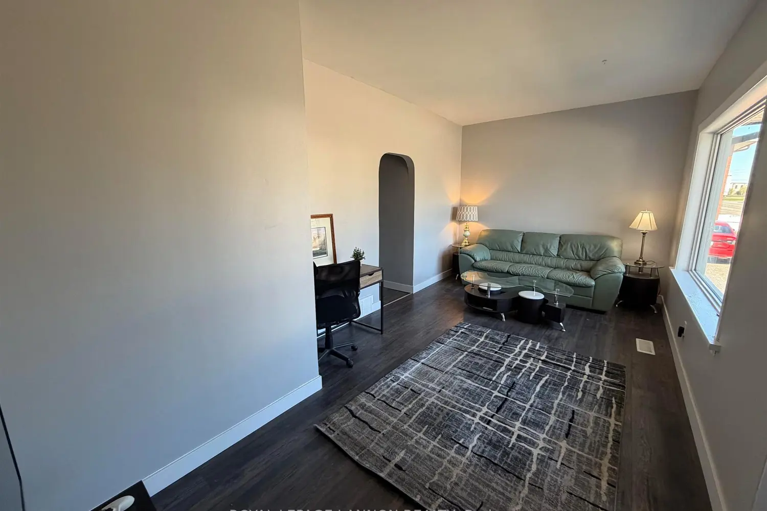 1113 Walsh Street photo 2