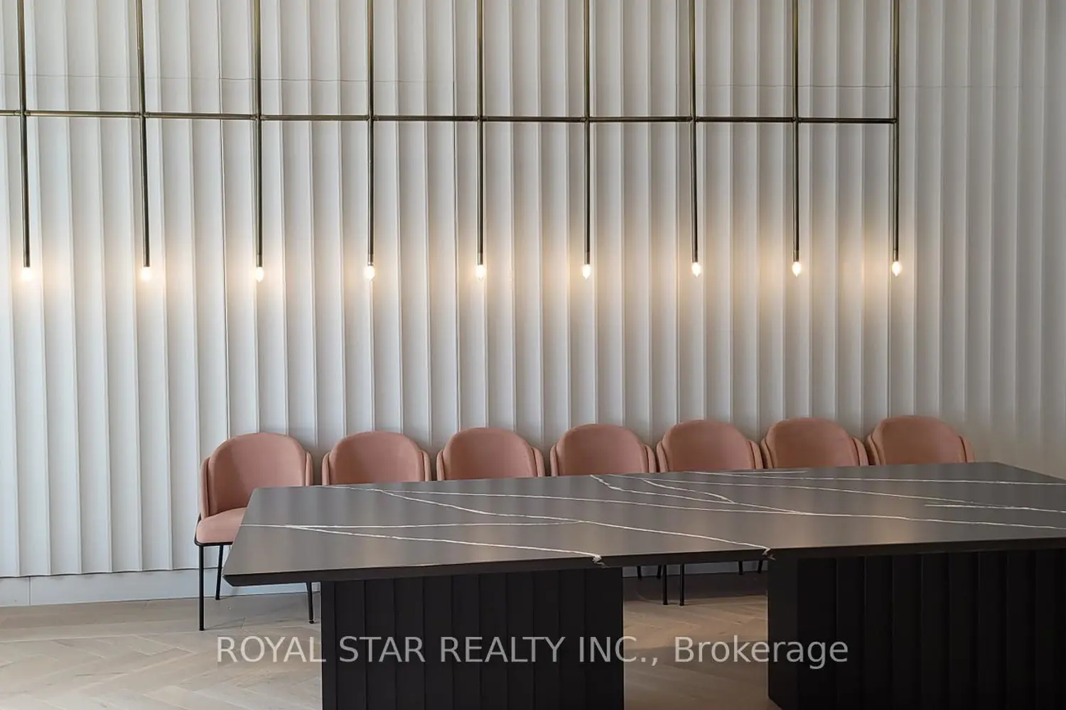 130 River Street 3206 photo 2