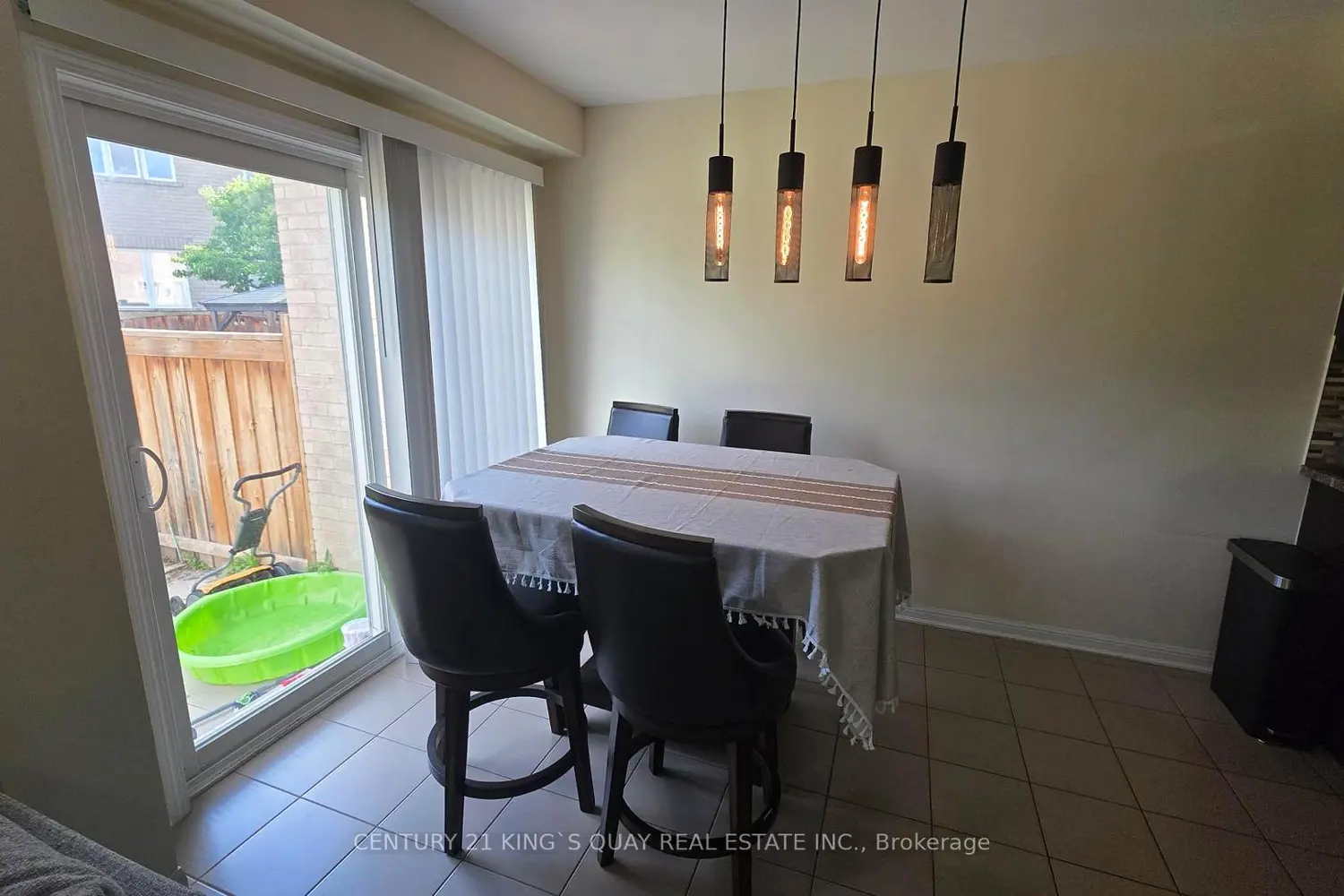7 Stotts Terrace photo 4