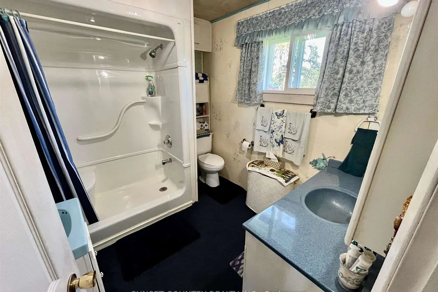65 Wehrstedt Road photo 3