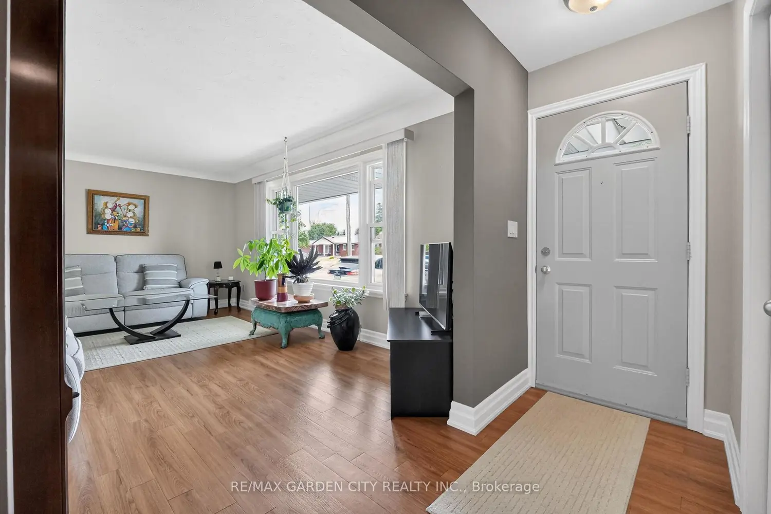 519 Bunting Road photo 4