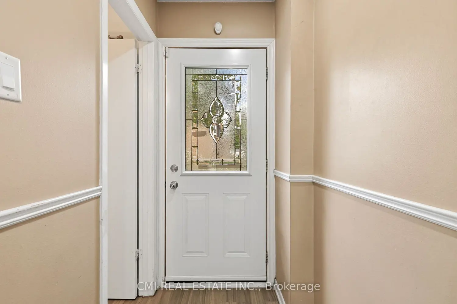 80 Dundalk Drive 44 photo 3